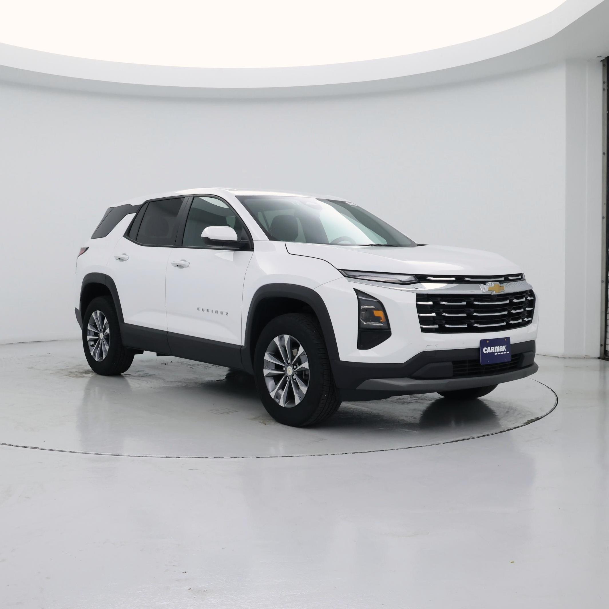 White 2025 Chevrolet Equinox LT FWD SUV / Crossover Front-Wheel Drive Automatic