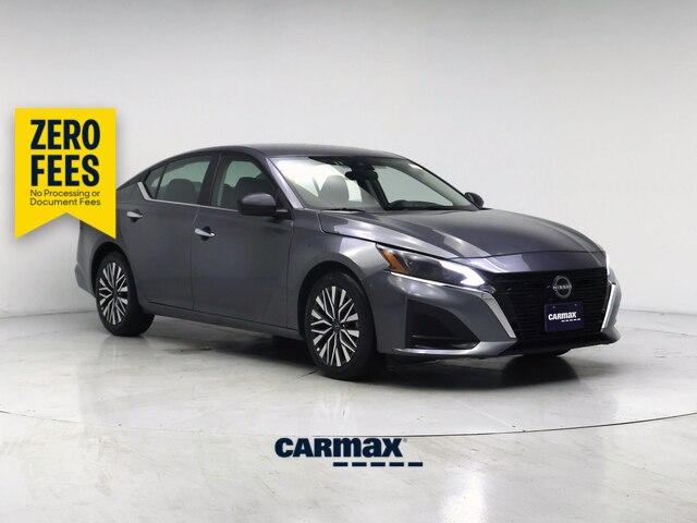 Gray 2025 Nissan Altima Sedan Front-Wheel Drive Automatic