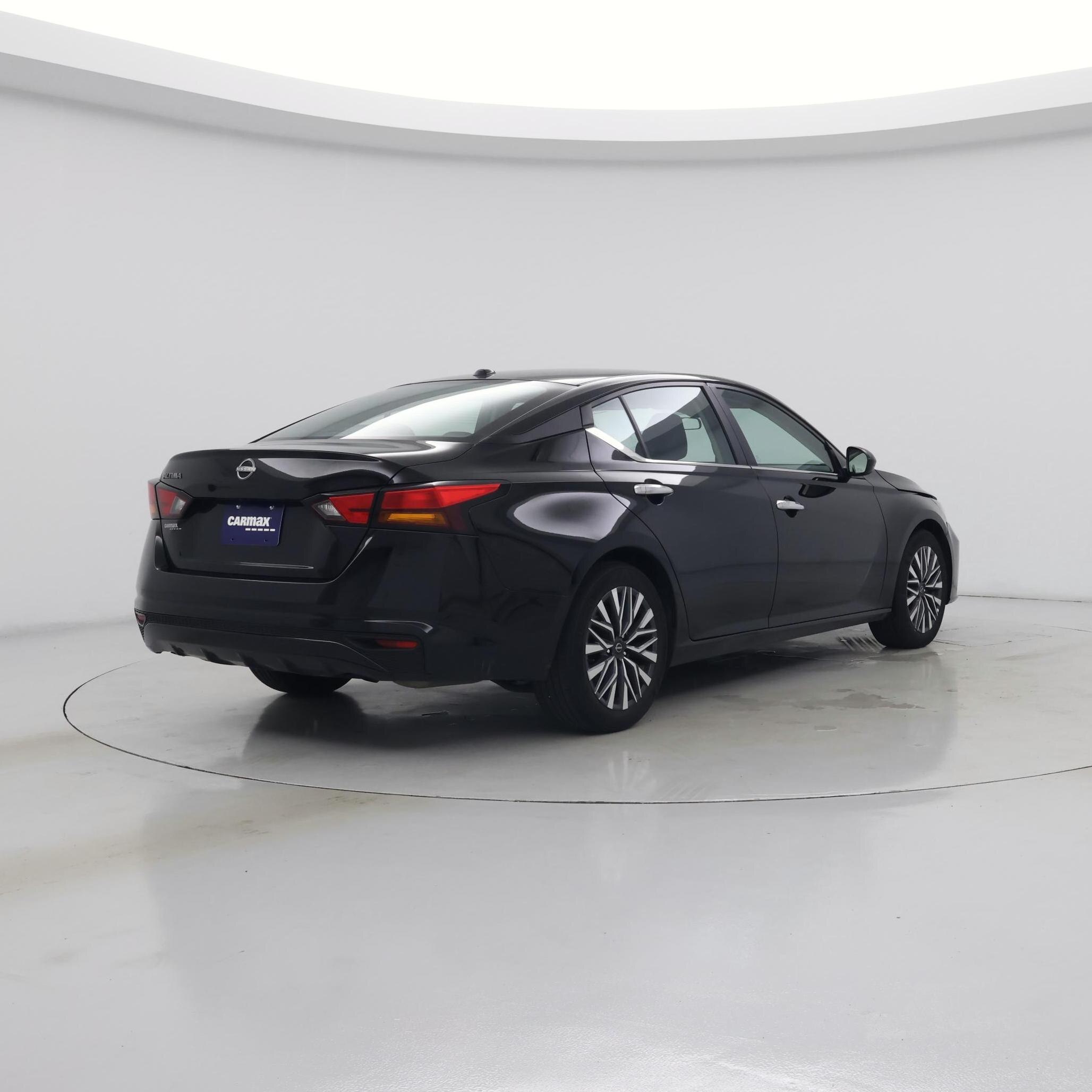 Thumbnail: 2025 Nissan Altima - 8