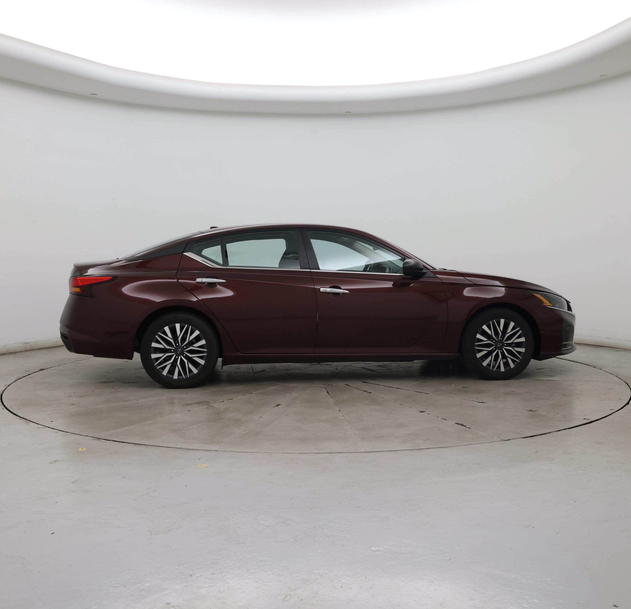 Thumbnail: 2025 Nissan Altima - 7