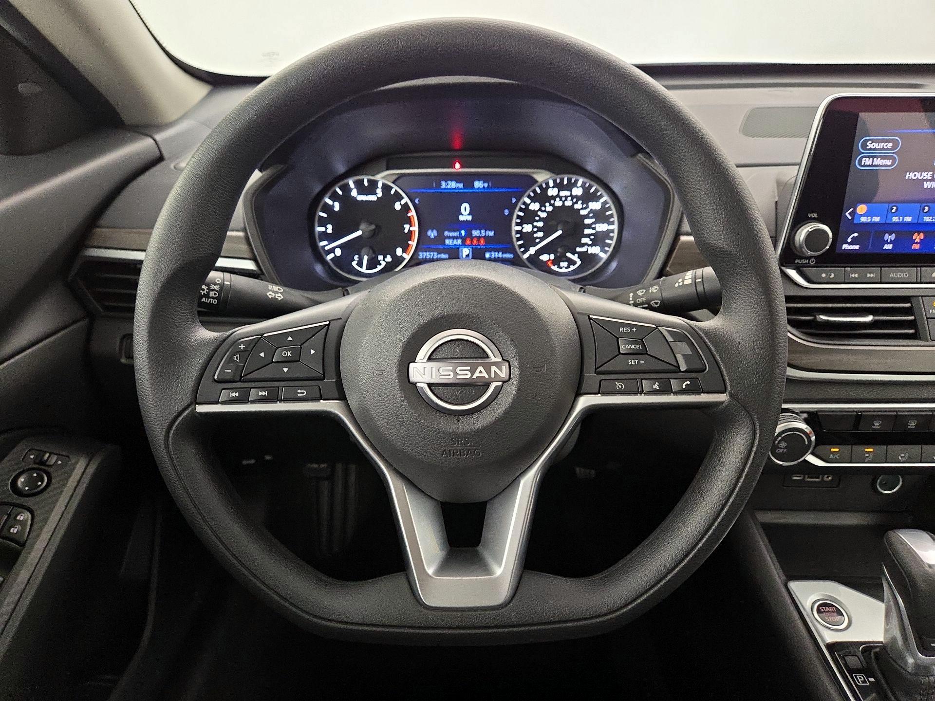 Thumbnail: 2025 Nissan Altima - 10