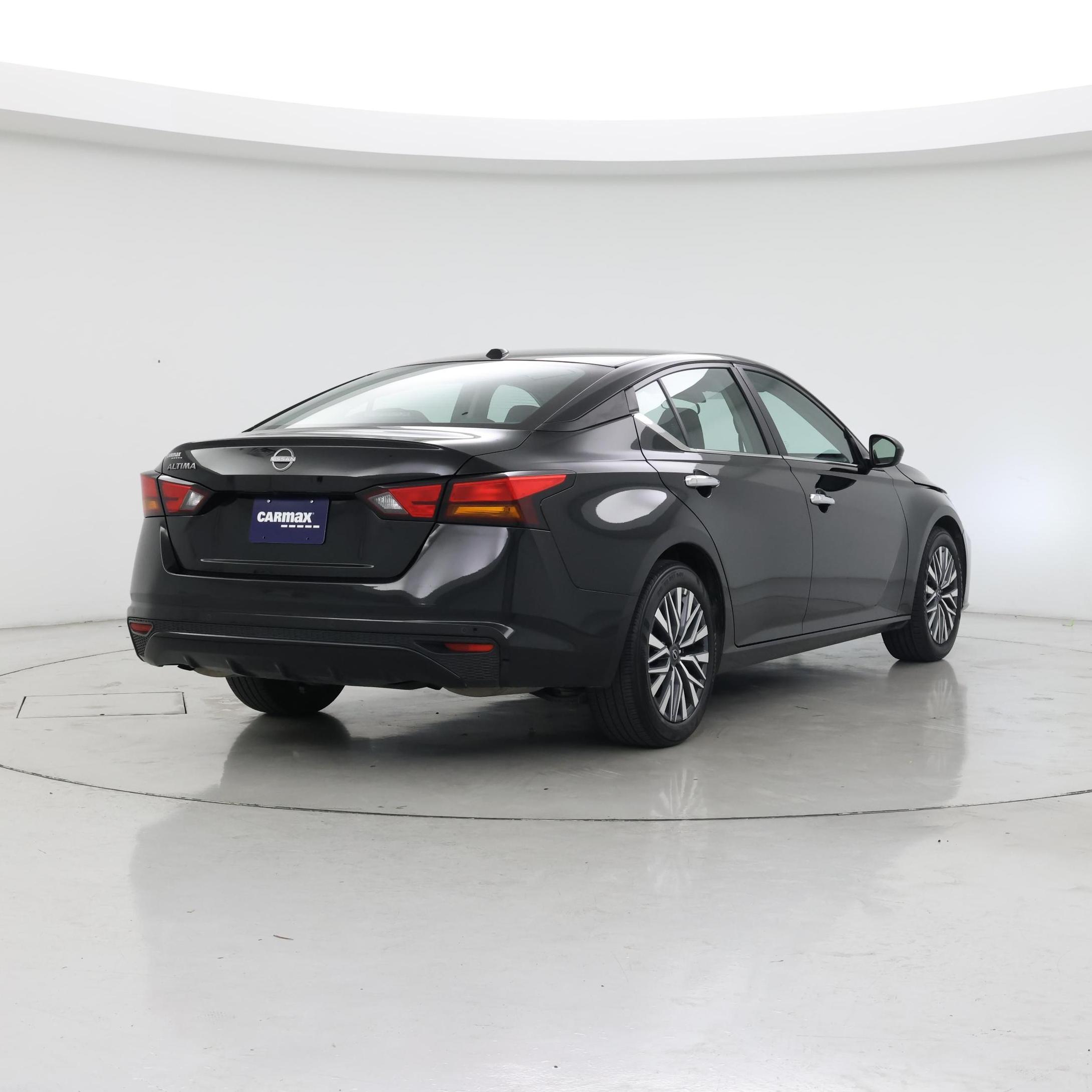 Thumbnail: 2025 Nissan Altima - 8