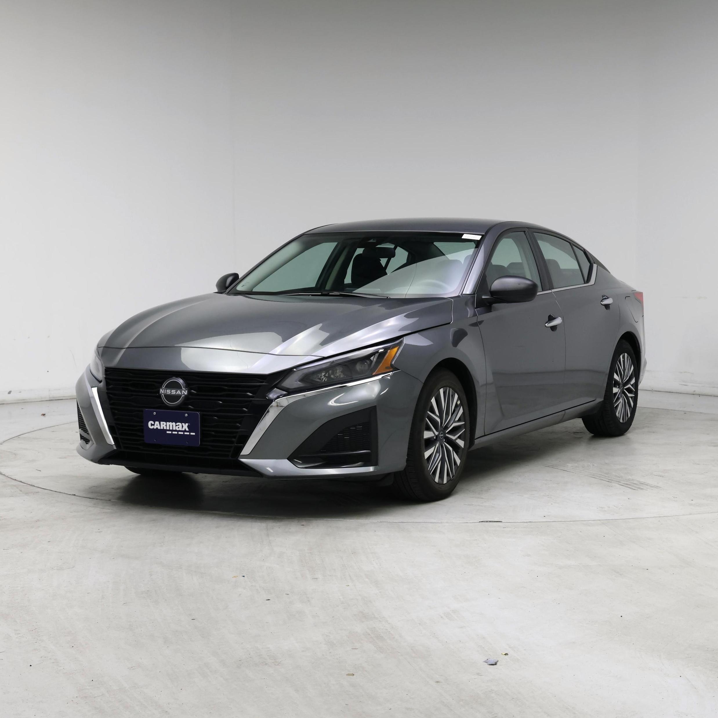 Thumbnail: 2025 Nissan Altima - 4