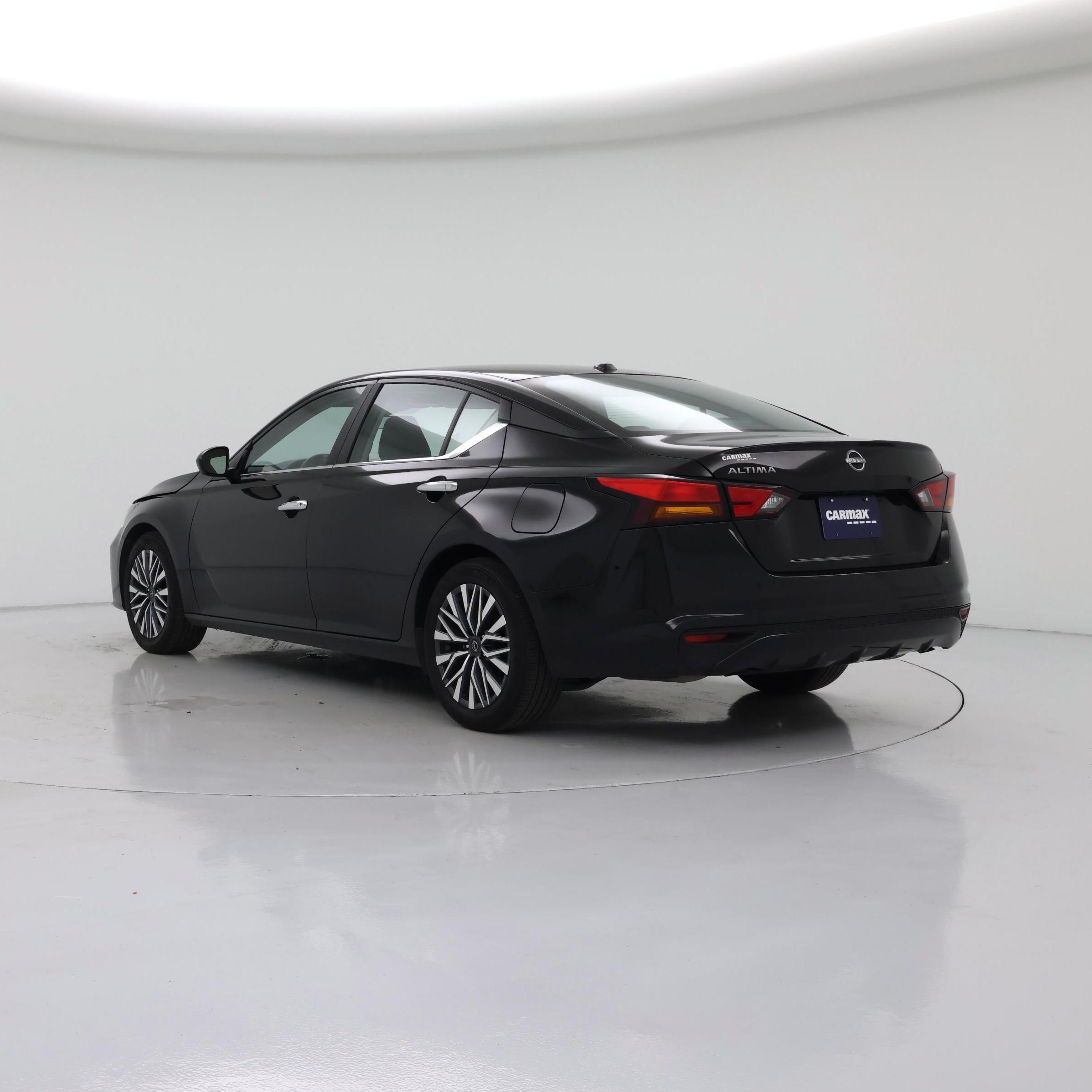 Thumbnail: 2025 Nissan Altima - 2