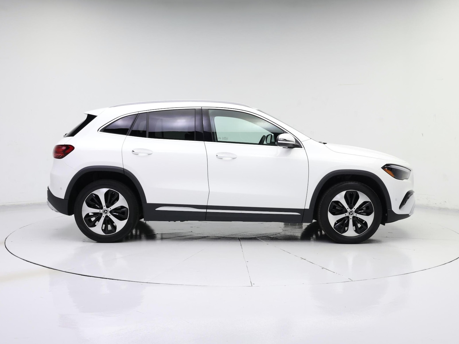 2025 Mercedes-Benz GLA GLA250 - Photo 8
