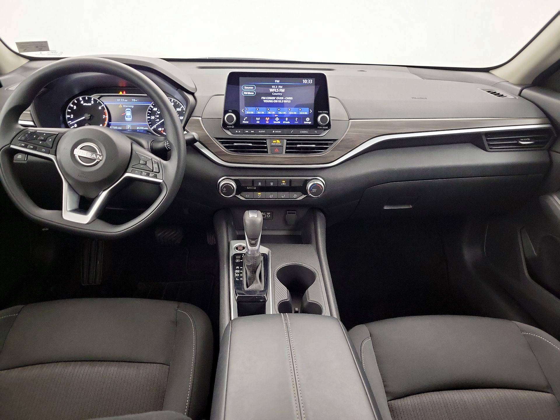 Thumbnail: 2025 Nissan Altima - 9