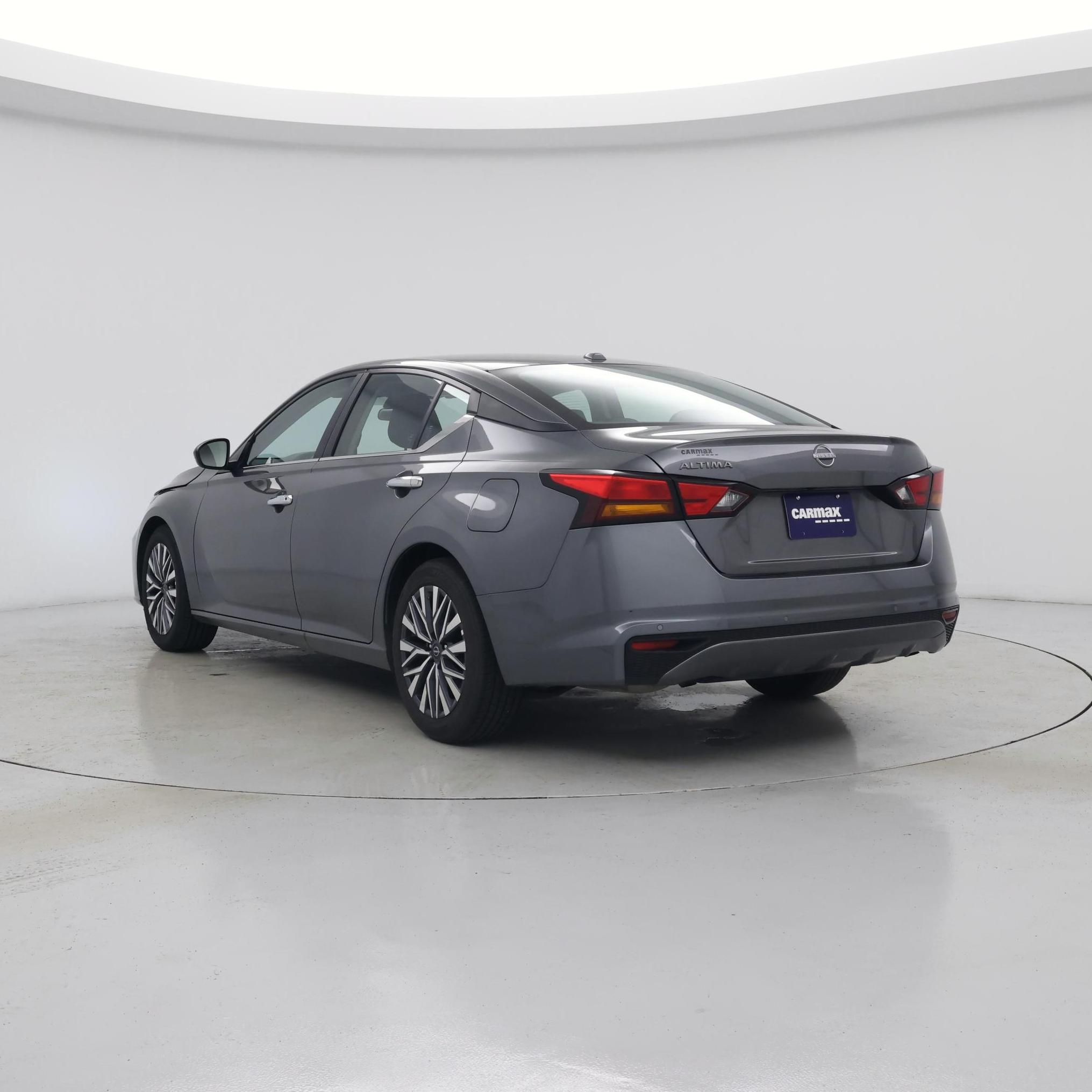 Thumbnail: 2025 Nissan Altima - 2