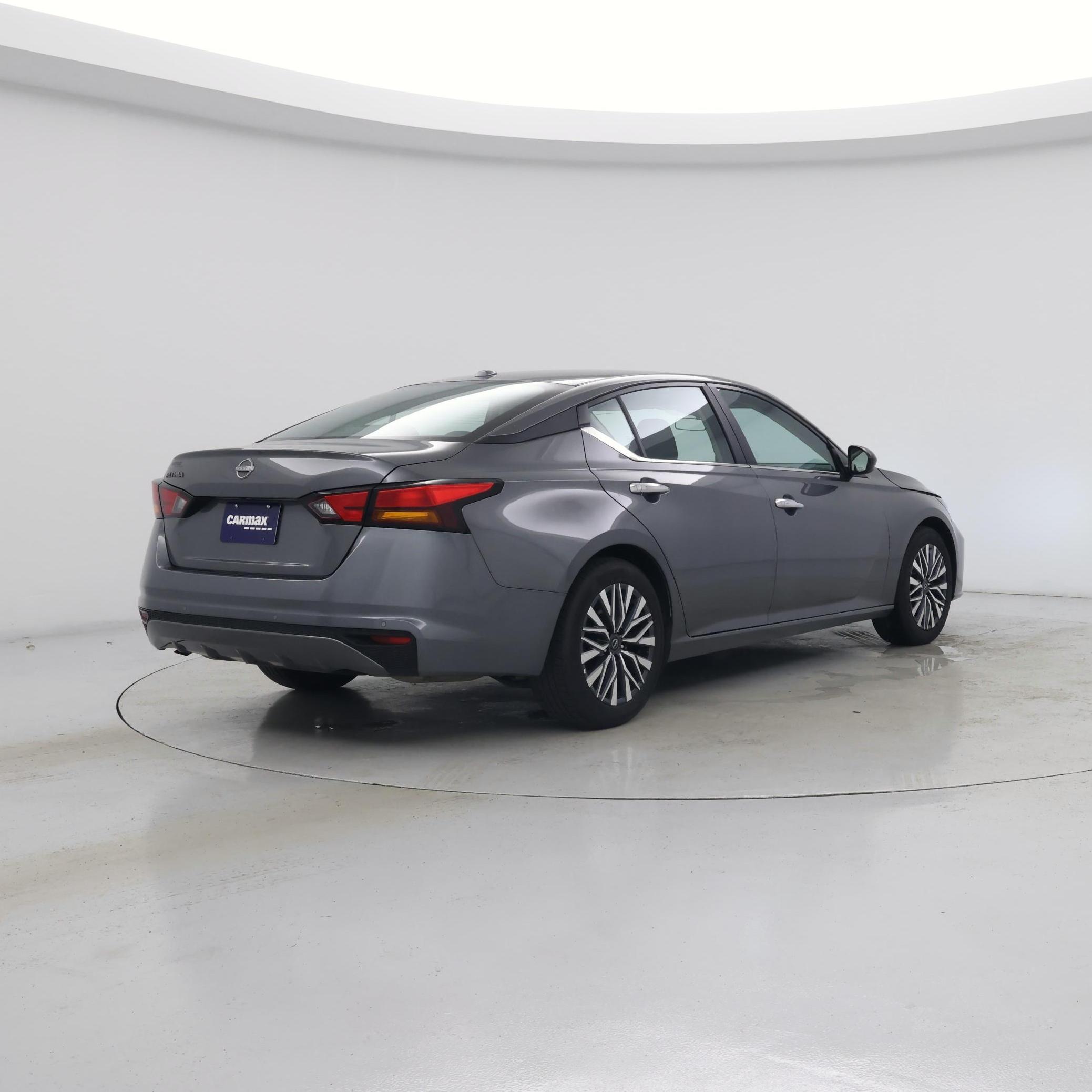 Thumbnail: 2025 Nissan Altima - 8