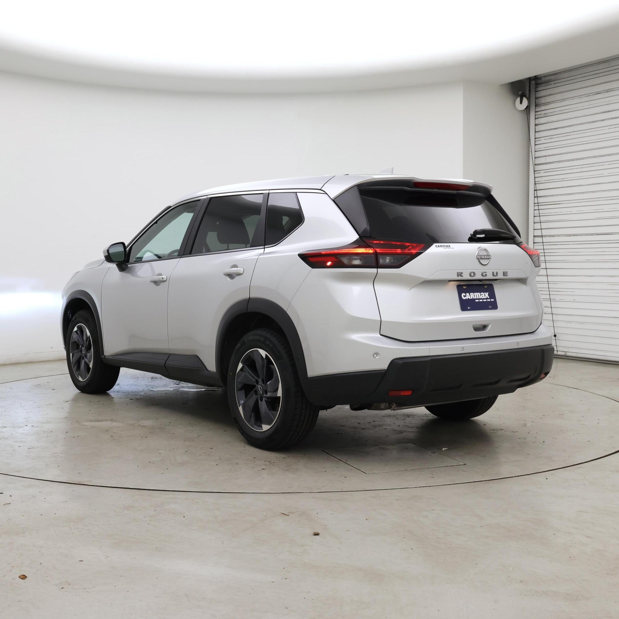Thumbnail: 2025 Nissan Rogue - 2