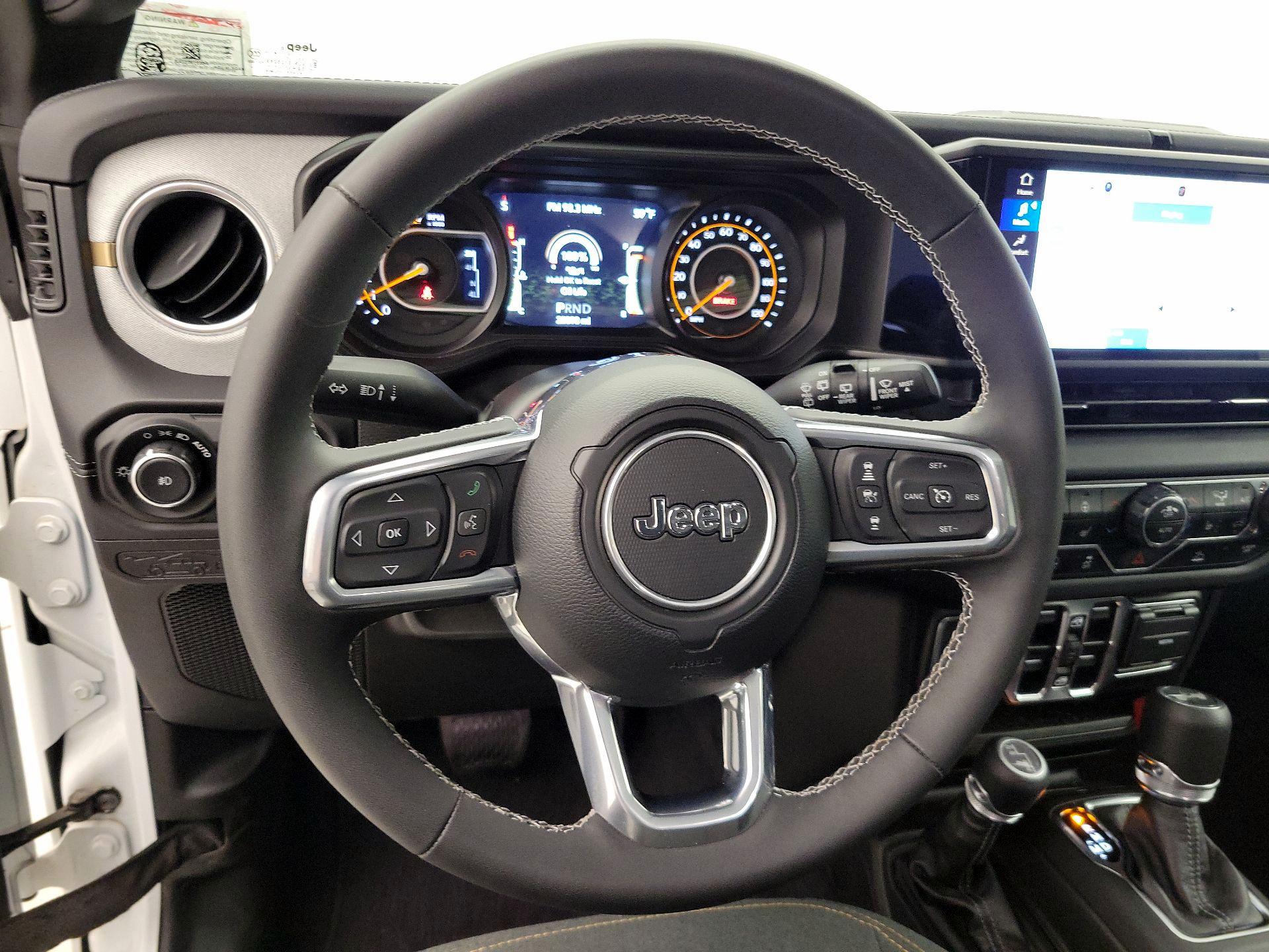 Thumbnail: 2025 Jeep Wrangler - 10