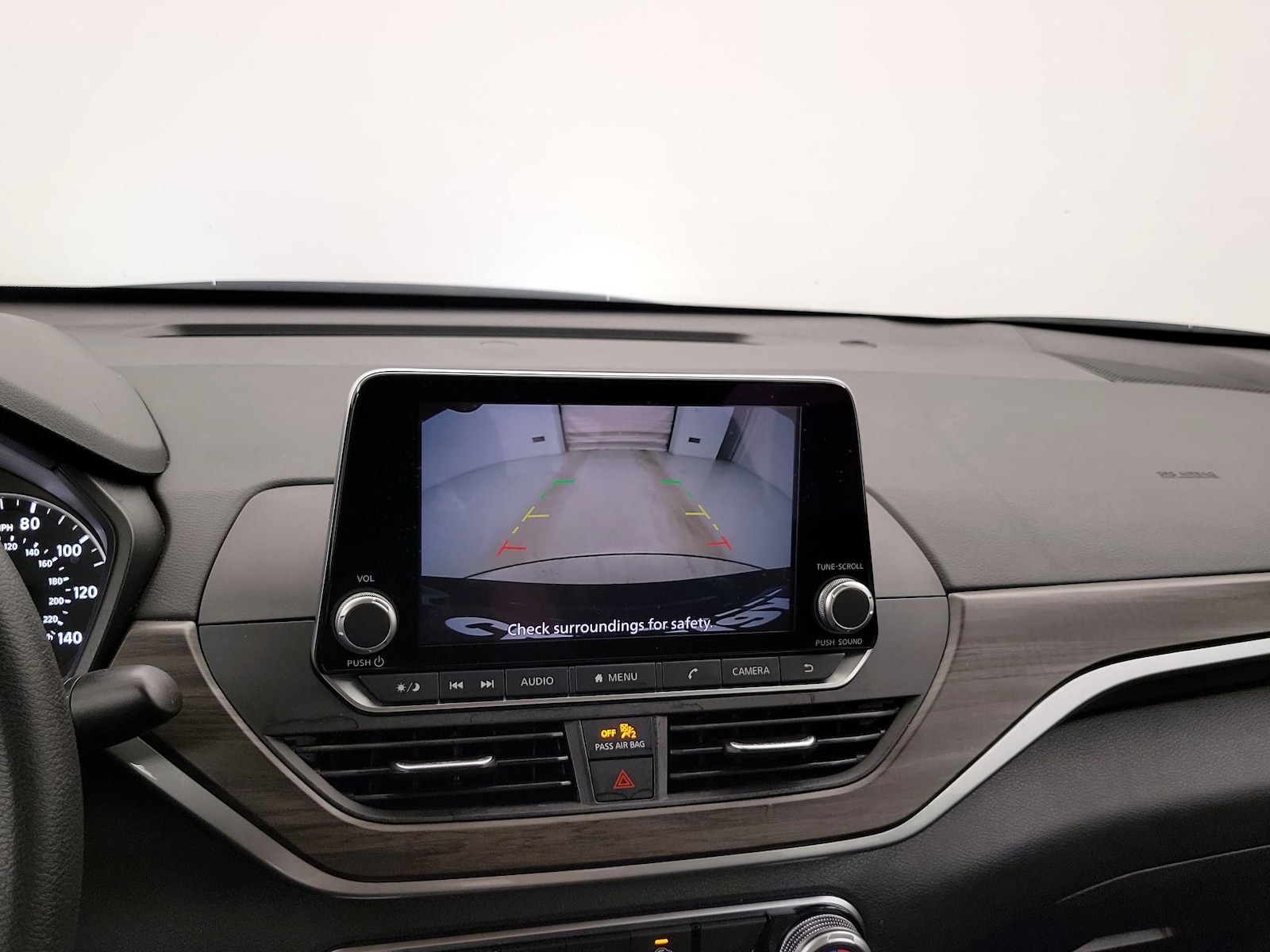 2025 Nissan Altima SV - Photo 15