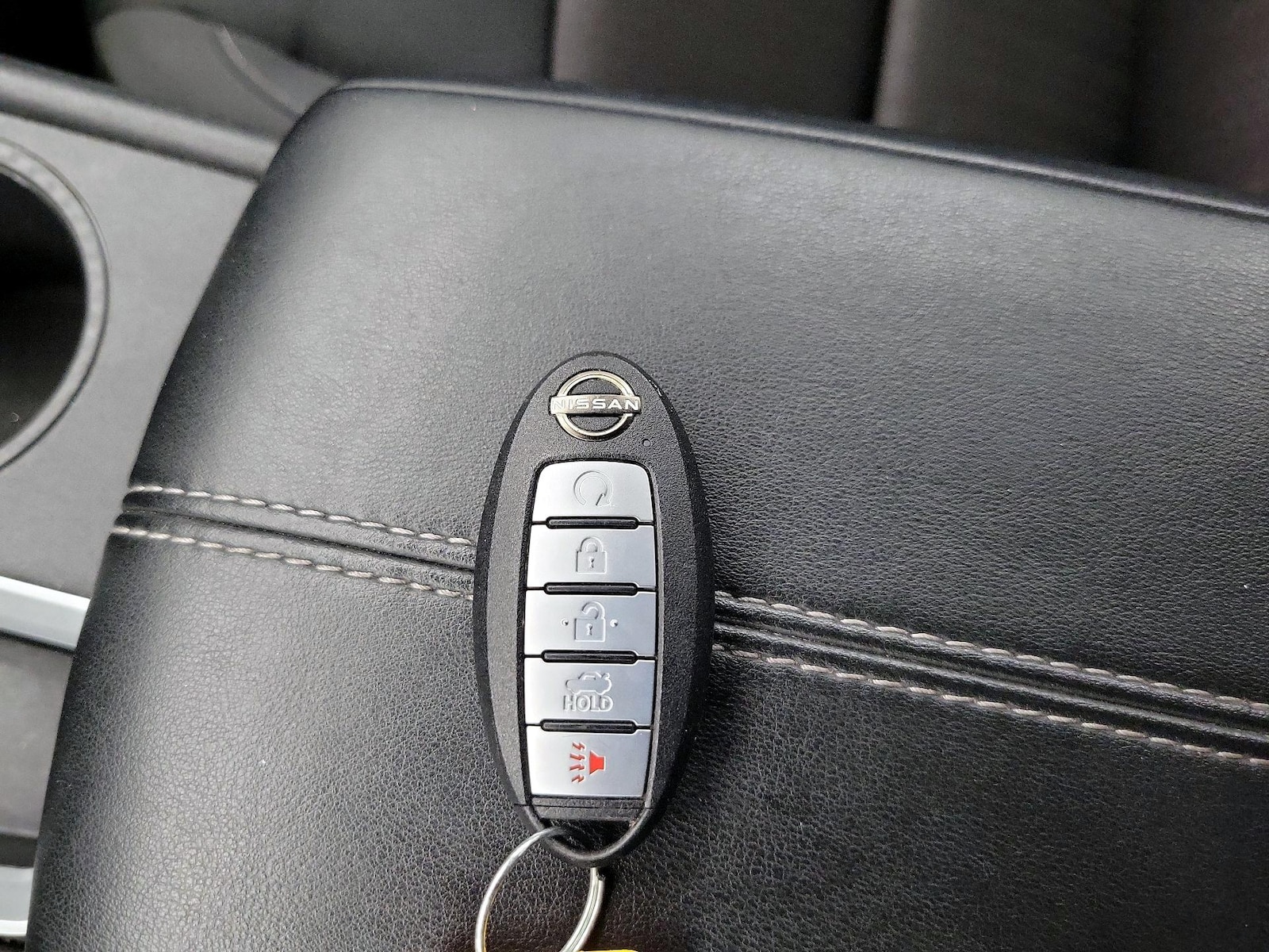 2025 Nissan Altima SV - Photo 23