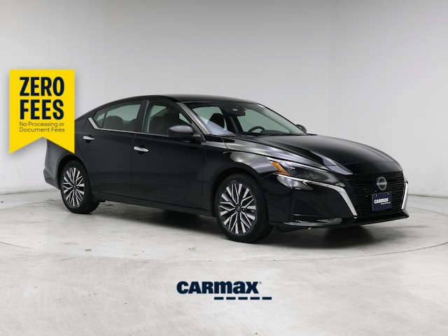 Black 2025 Nissan Altima 2.5 SV FWD Sedan Front-Wheel Drive Automatic