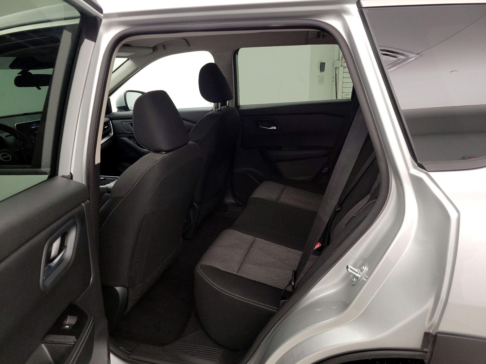 Thumbnail: 2025 Nissan Rogue - 19