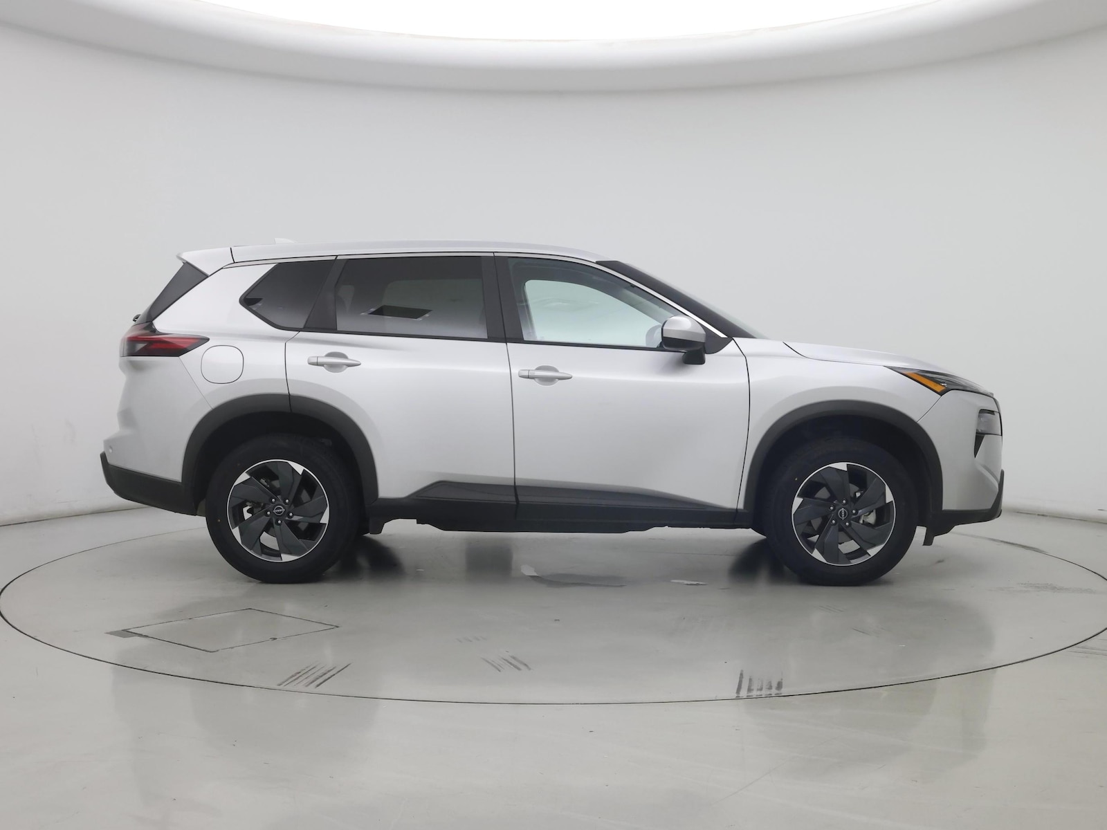2025 Nissan Rogue SV - Photo 8