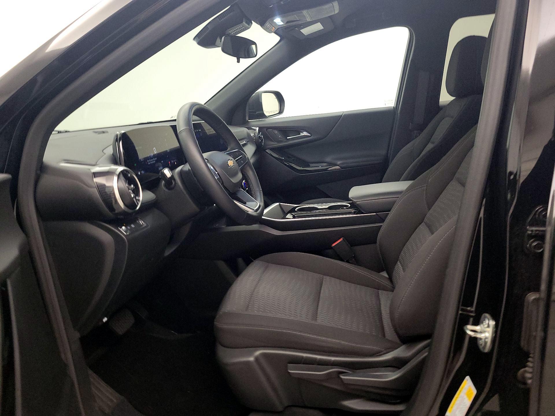 Thumbnail: 2025 Chevrolet Equinox - 11