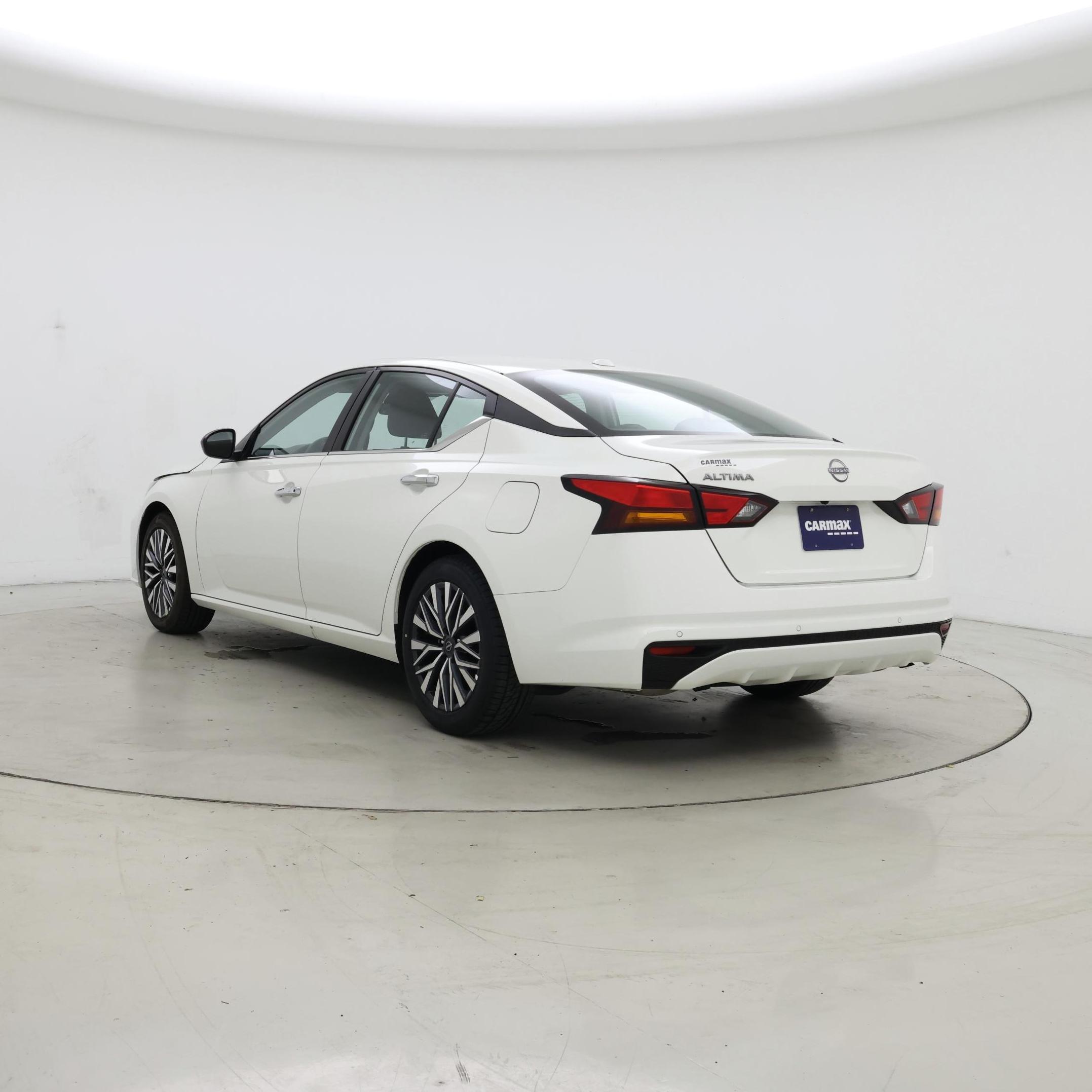 Thumbnail: 2025 Nissan Altima - 2