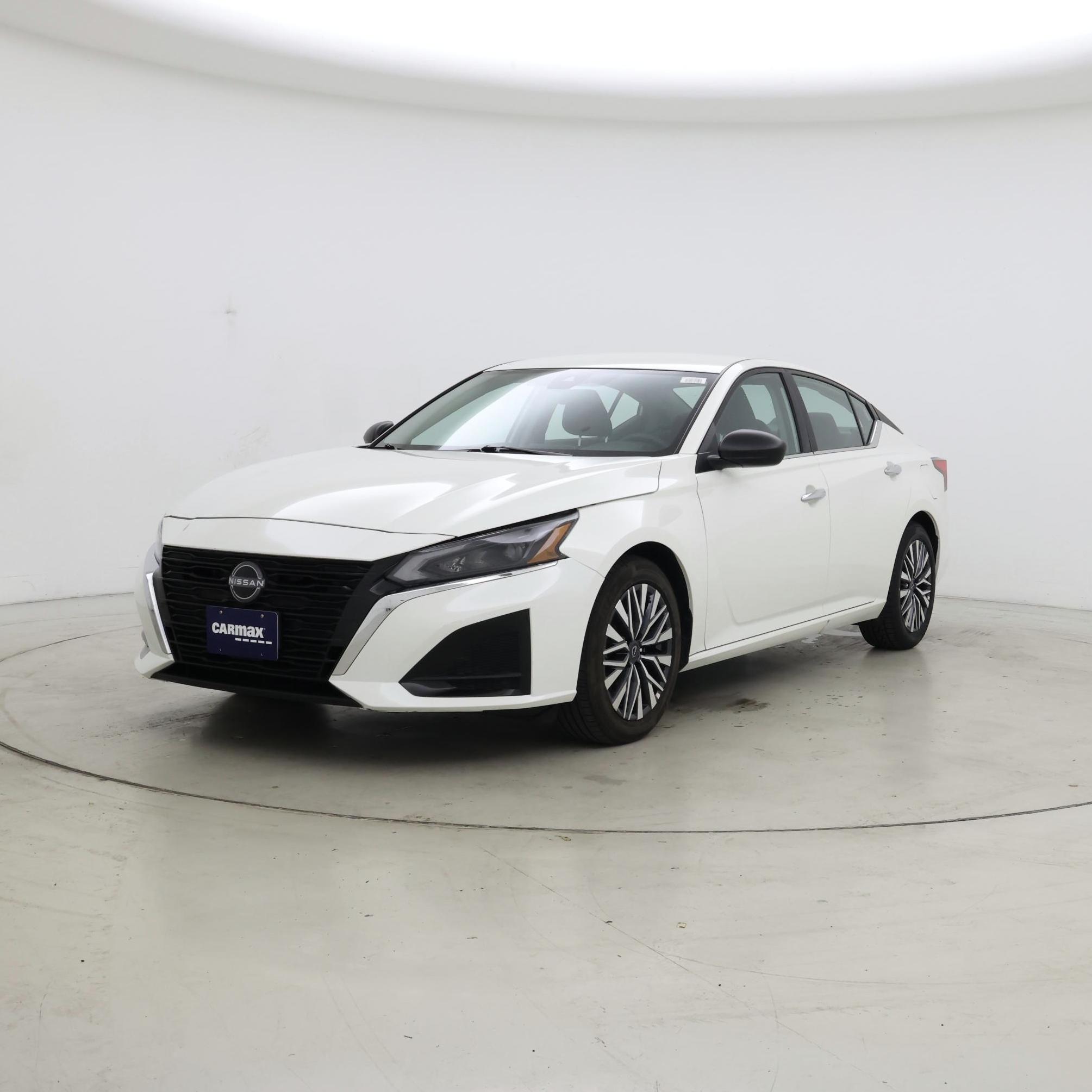 Thumbnail: 2025 Nissan Altima - 4