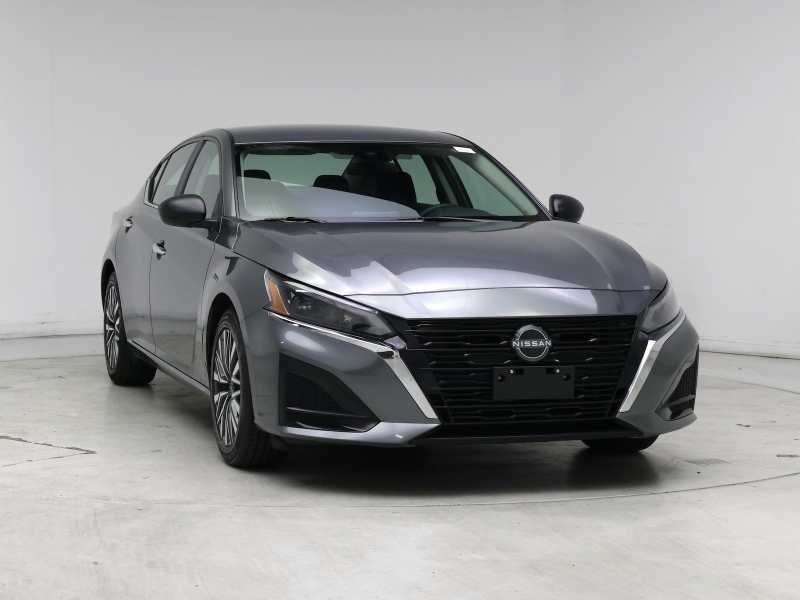 2025 Nissan Altima SV - Photo 6