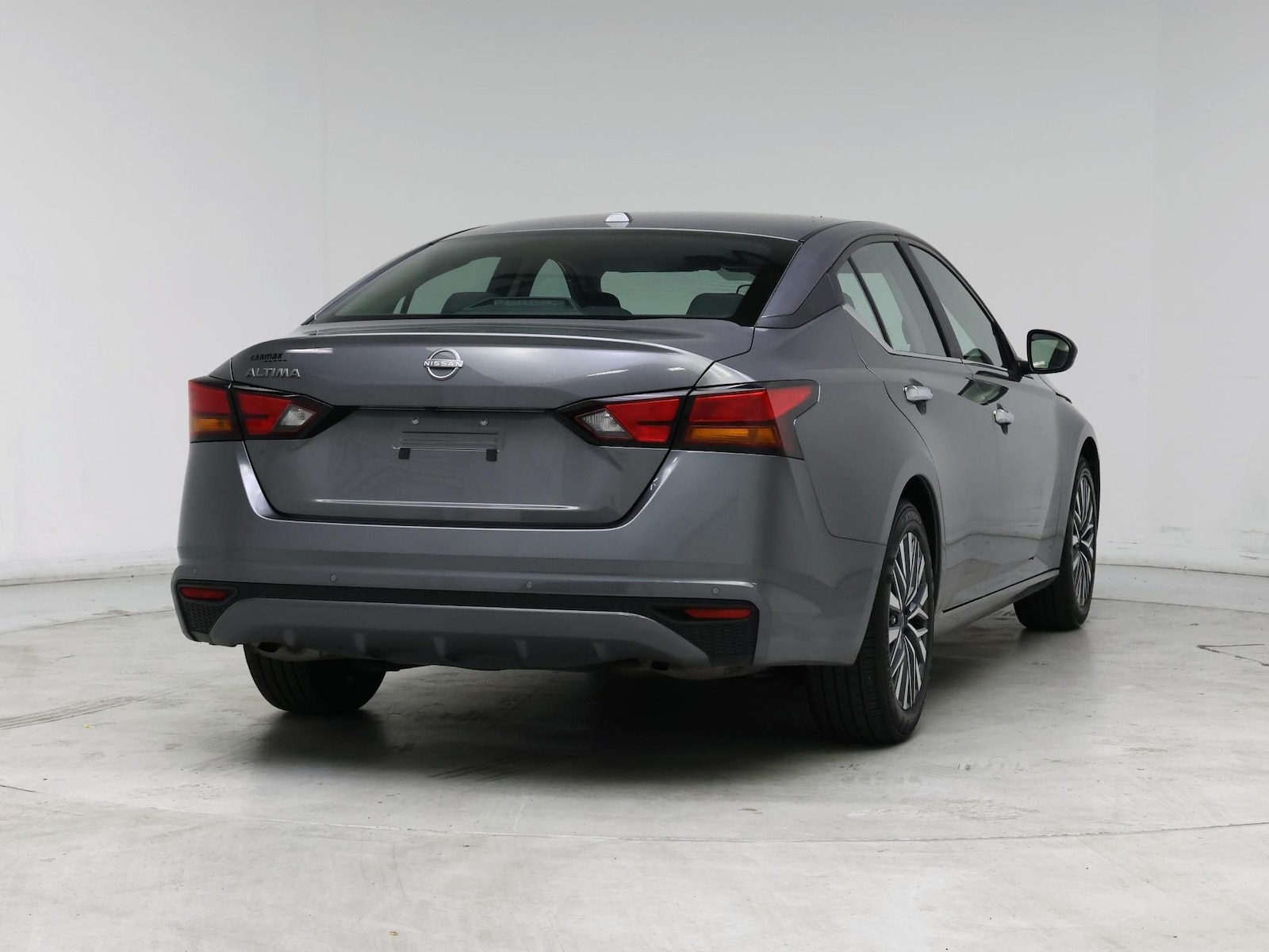 2025 Nissan Altima SV - Photo 9