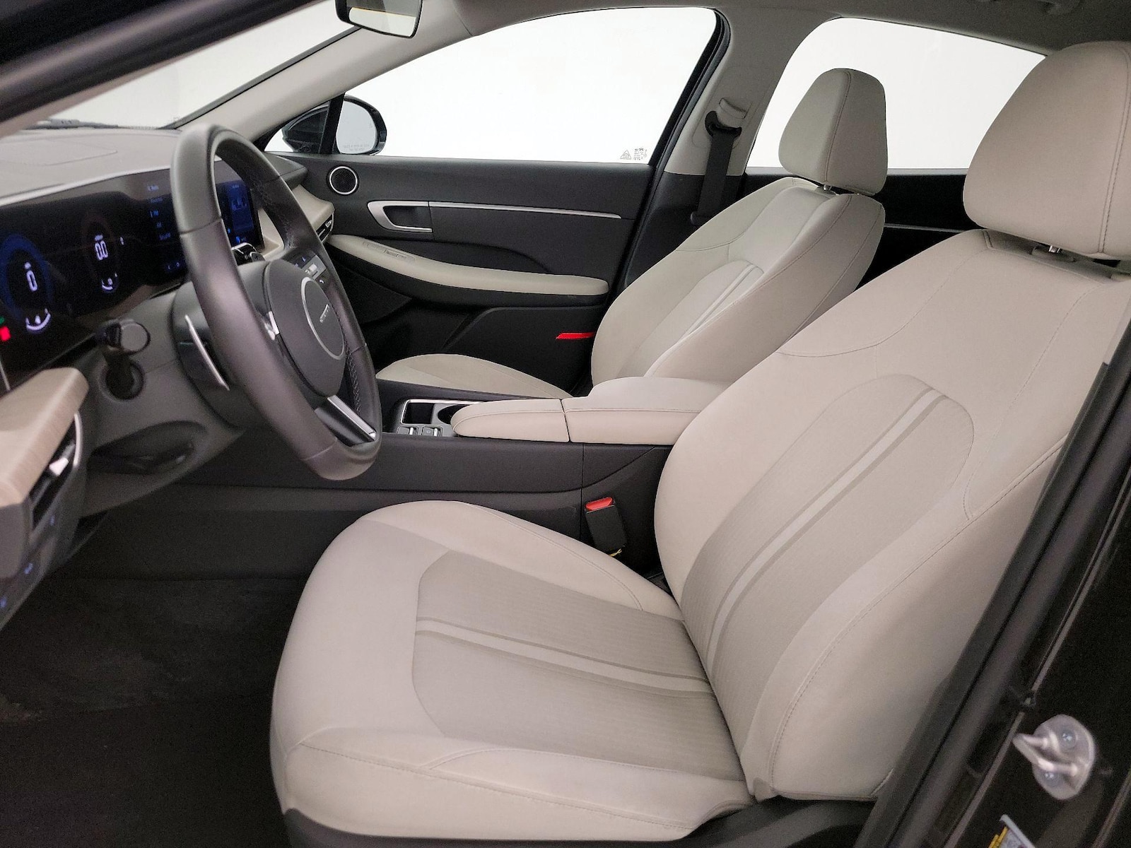 2025 Hyundai Sonata Hybrid SEL - Photo 12