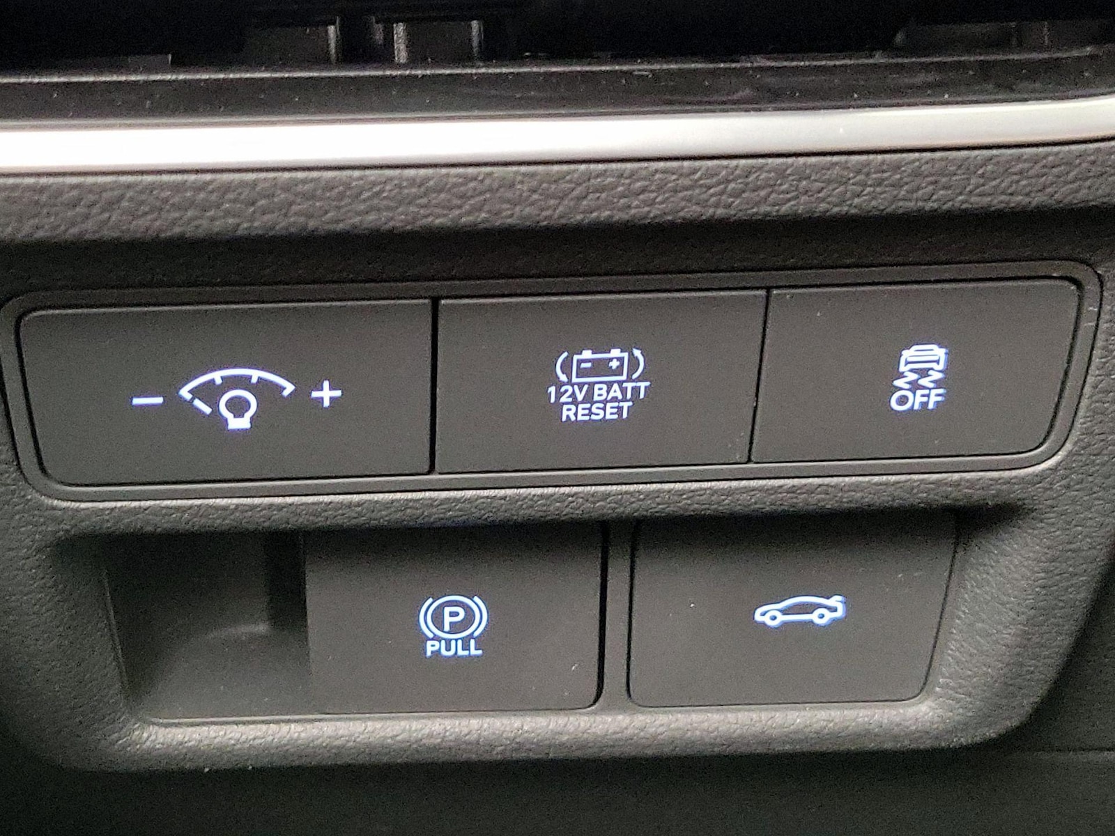2025 Hyundai Sonata Hybrid SEL - Photo 14