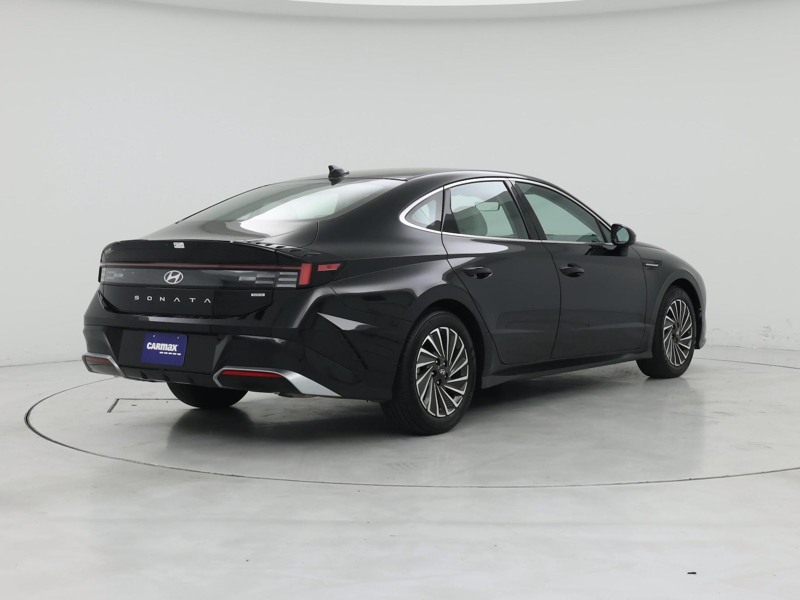 2025 Hyundai Sonata Hybrid SEL - Photo 9