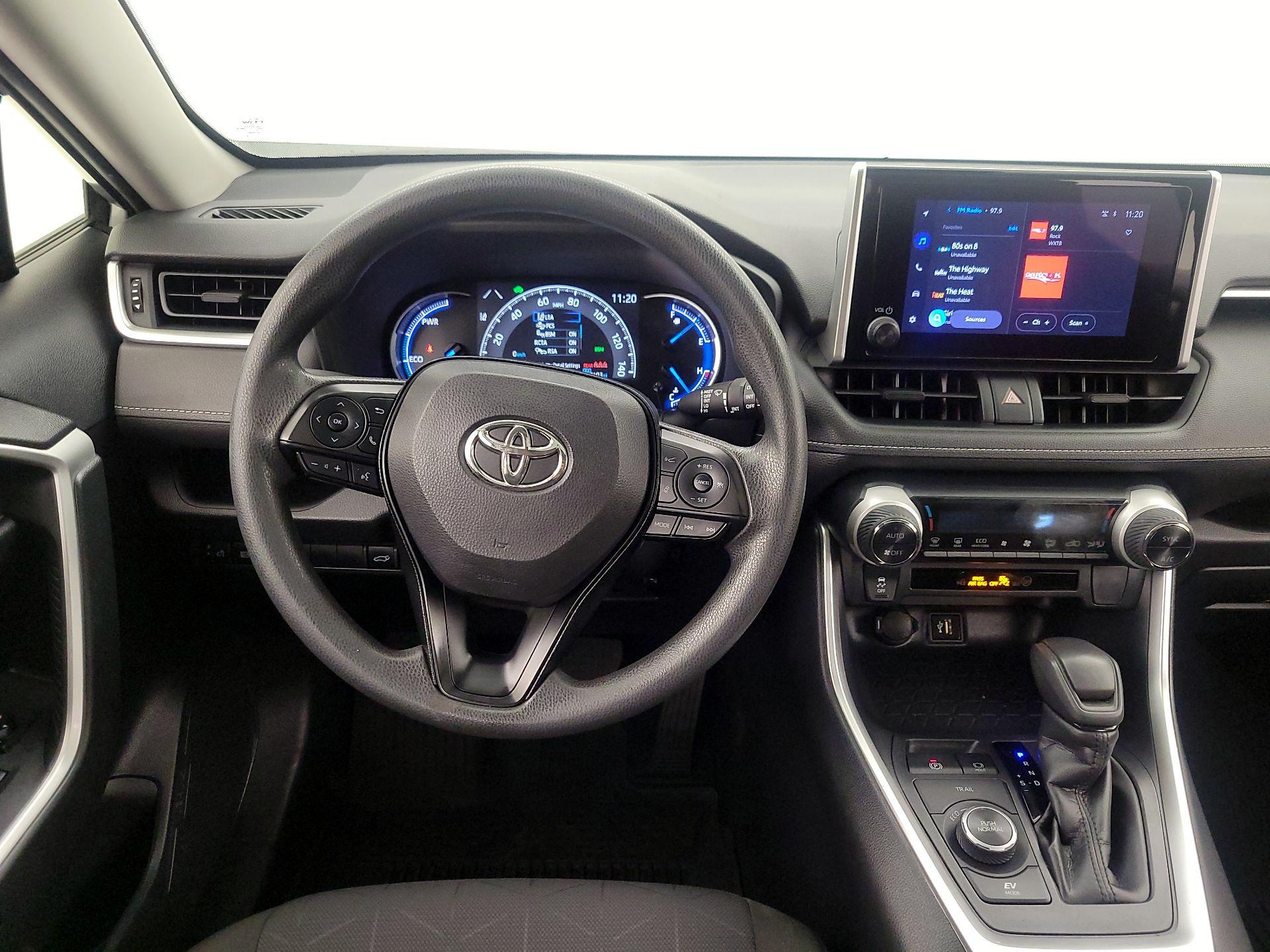 Thumbnail: 2024 Toyota RAV4 - 10
