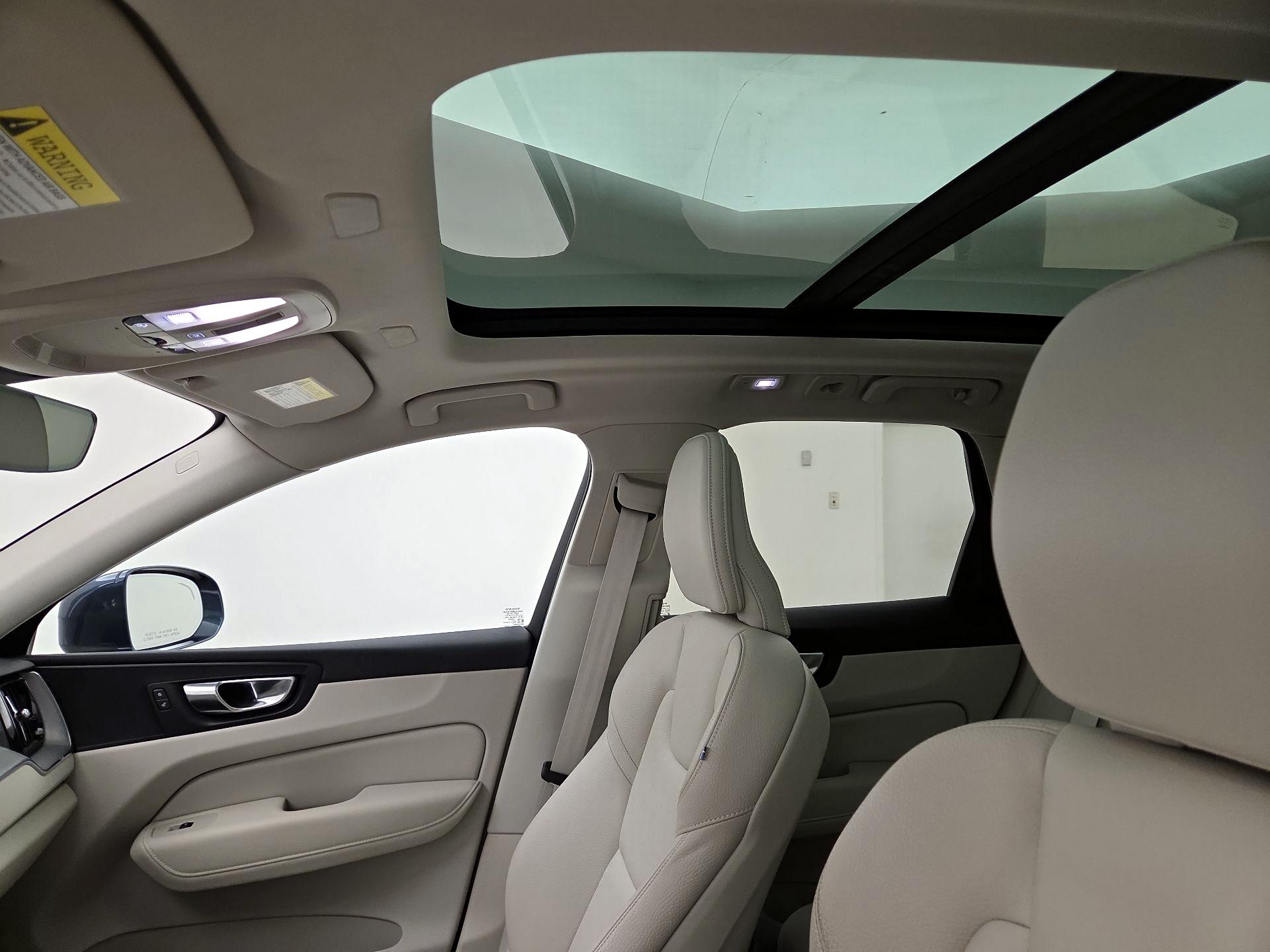 Thumbnail: 2023 Volvo XC60 - 19