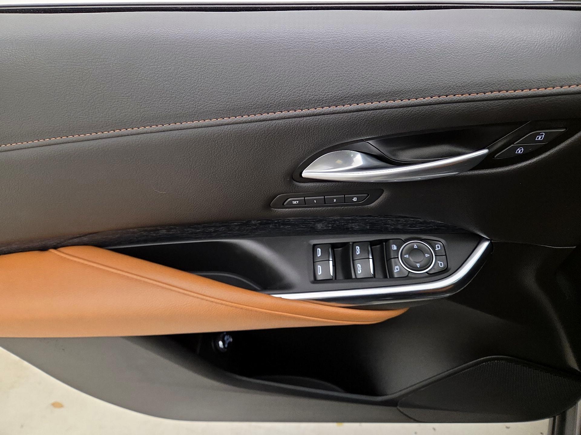 Thumbnail: 2024 Cadillac XT4 - 12
