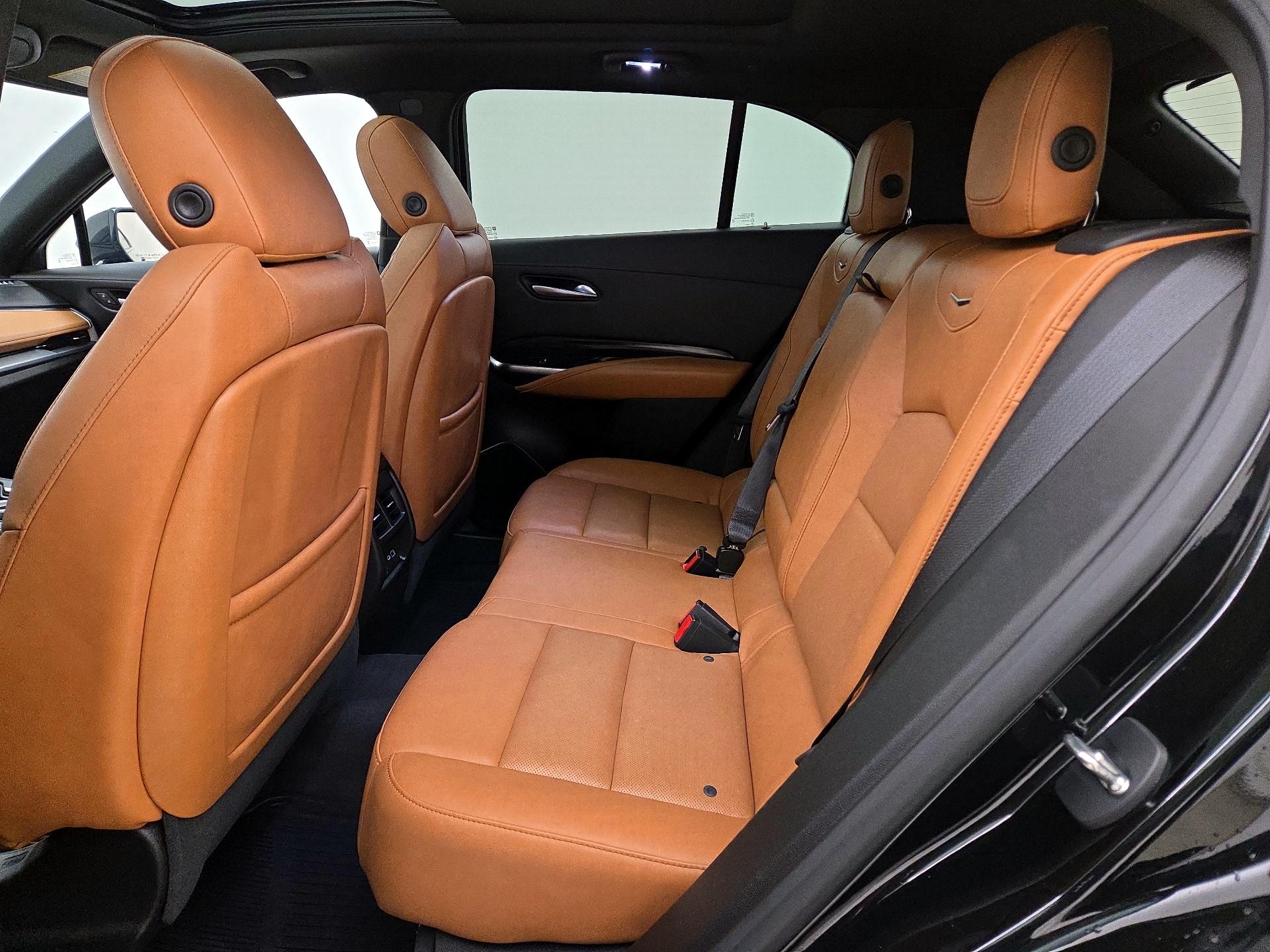Thumbnail: 2024 Cadillac XT4 - 19