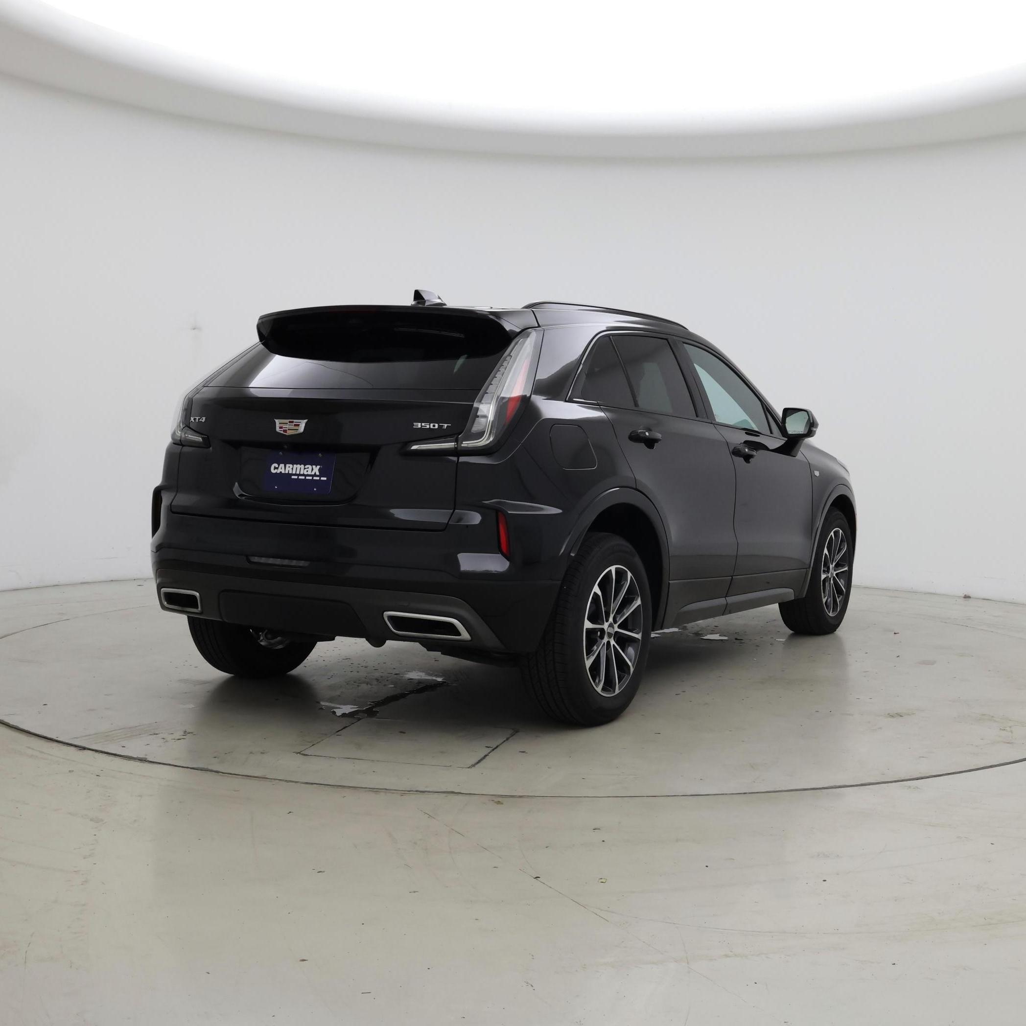 Thumbnail: 2024 Cadillac XT4 - 8