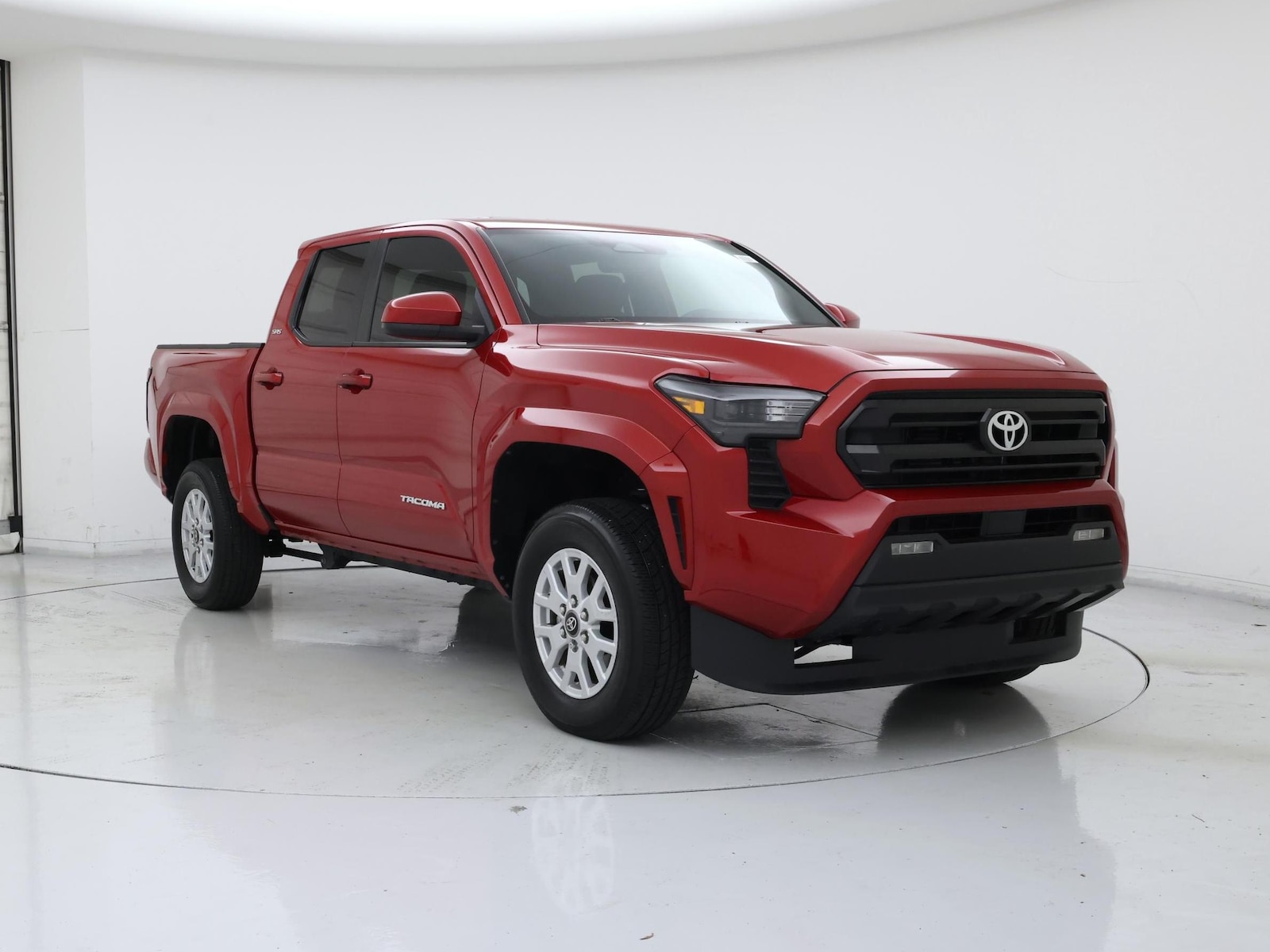 2025 Toyota Tacoma SR5 - Photo 2