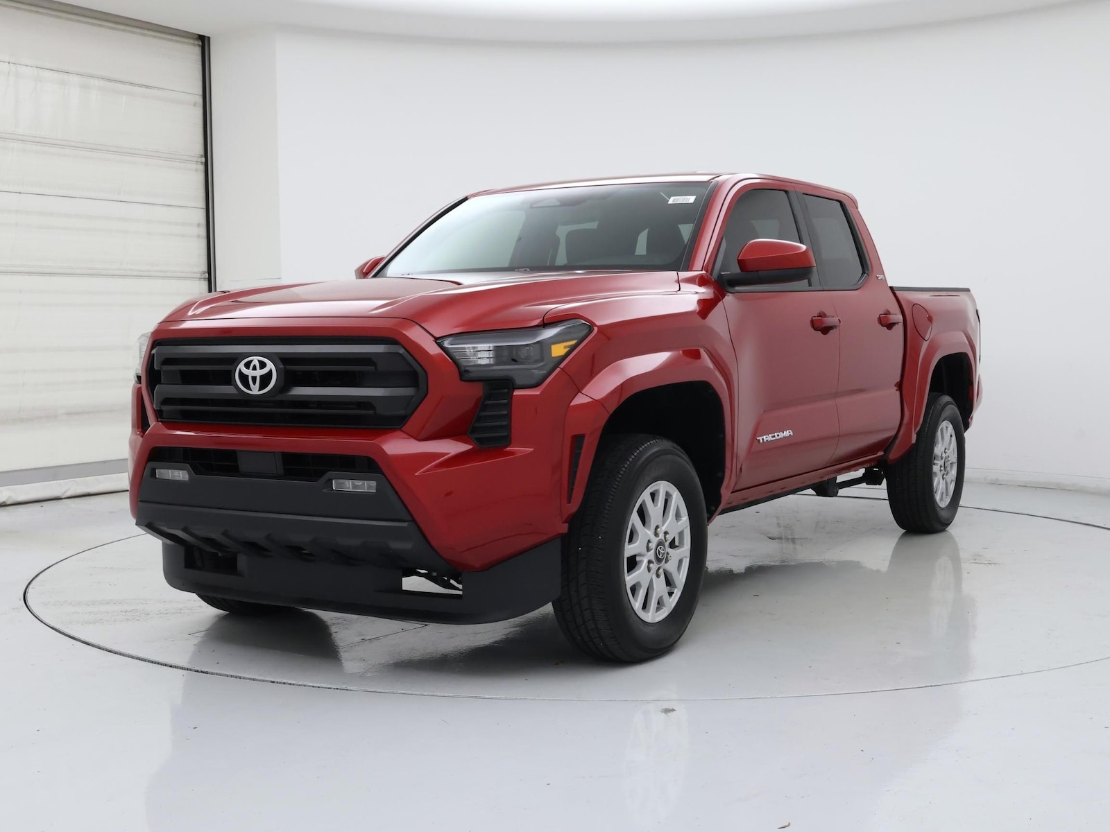 2025 Toyota Tacoma SR5 - Photo 5