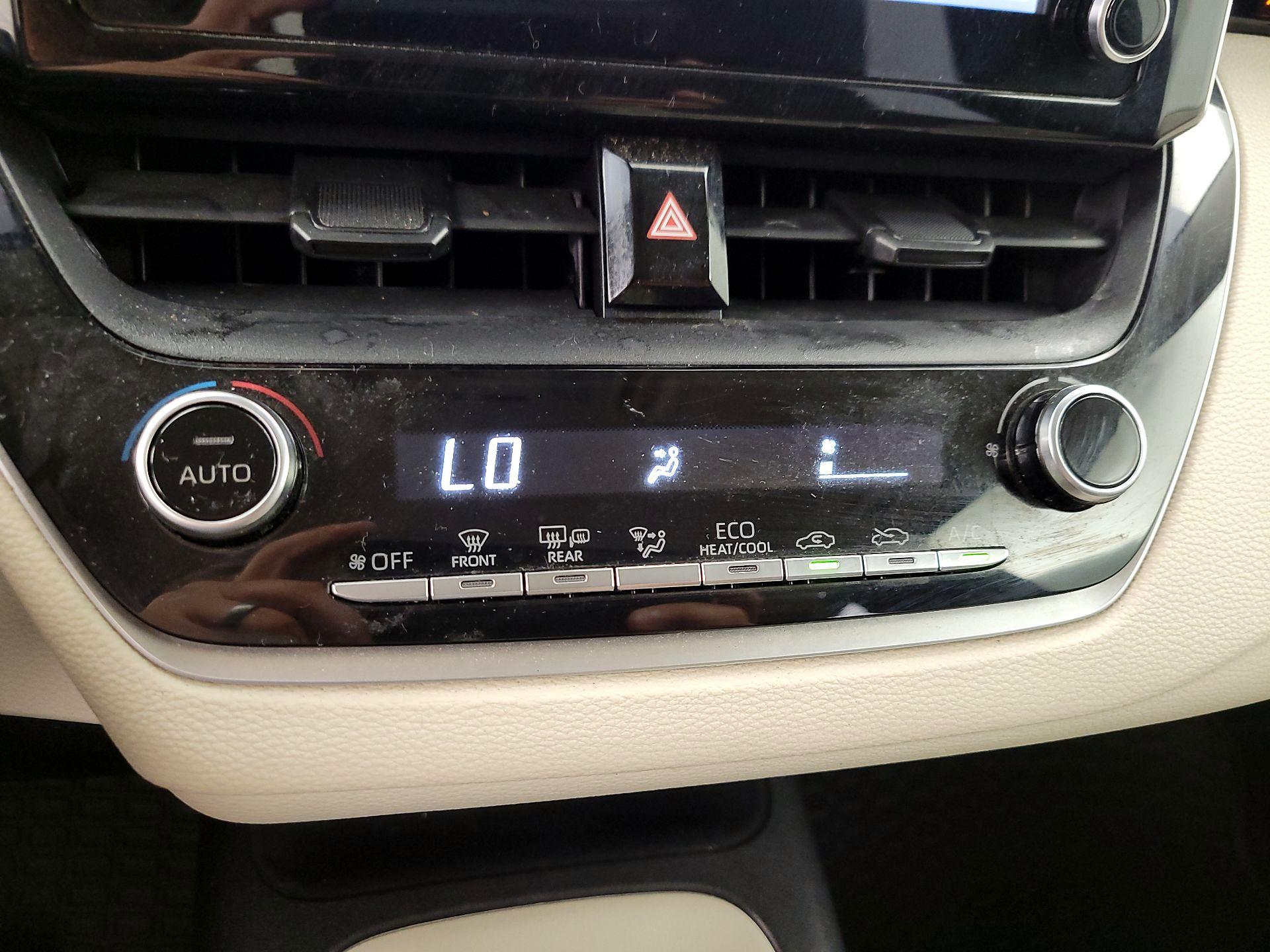 Thumbnail: 2020 Toyota Corolla - 16