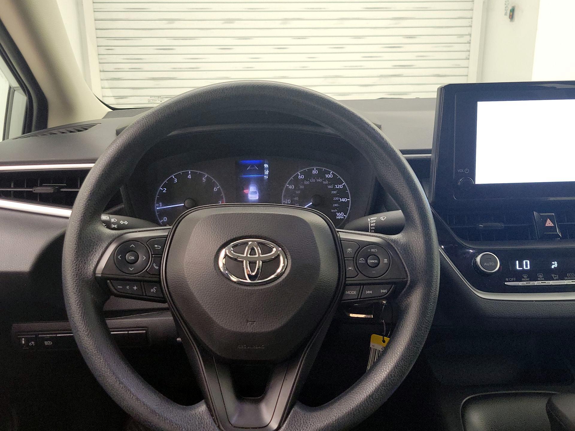 Thumbnail: 2024 Toyota Corolla - 10