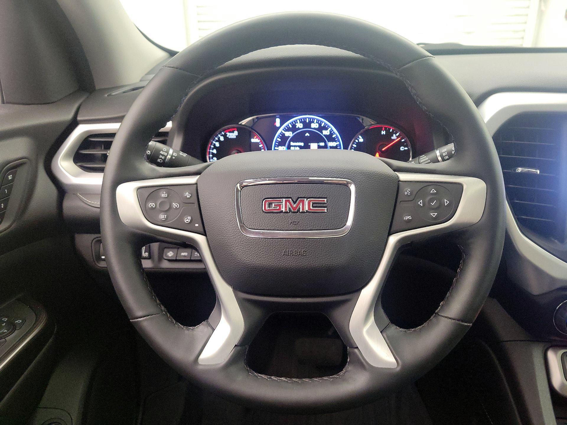 Thumbnail: 2023 GMC Acadia - 10