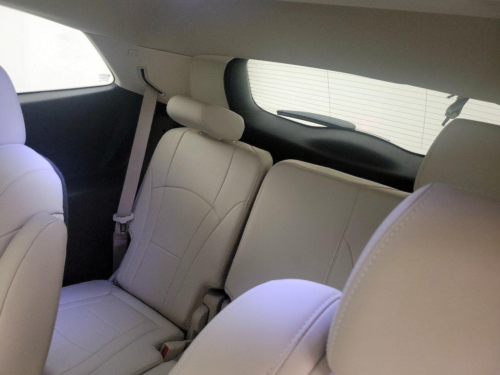 2023 Buick Enclave Essence - Photo 22