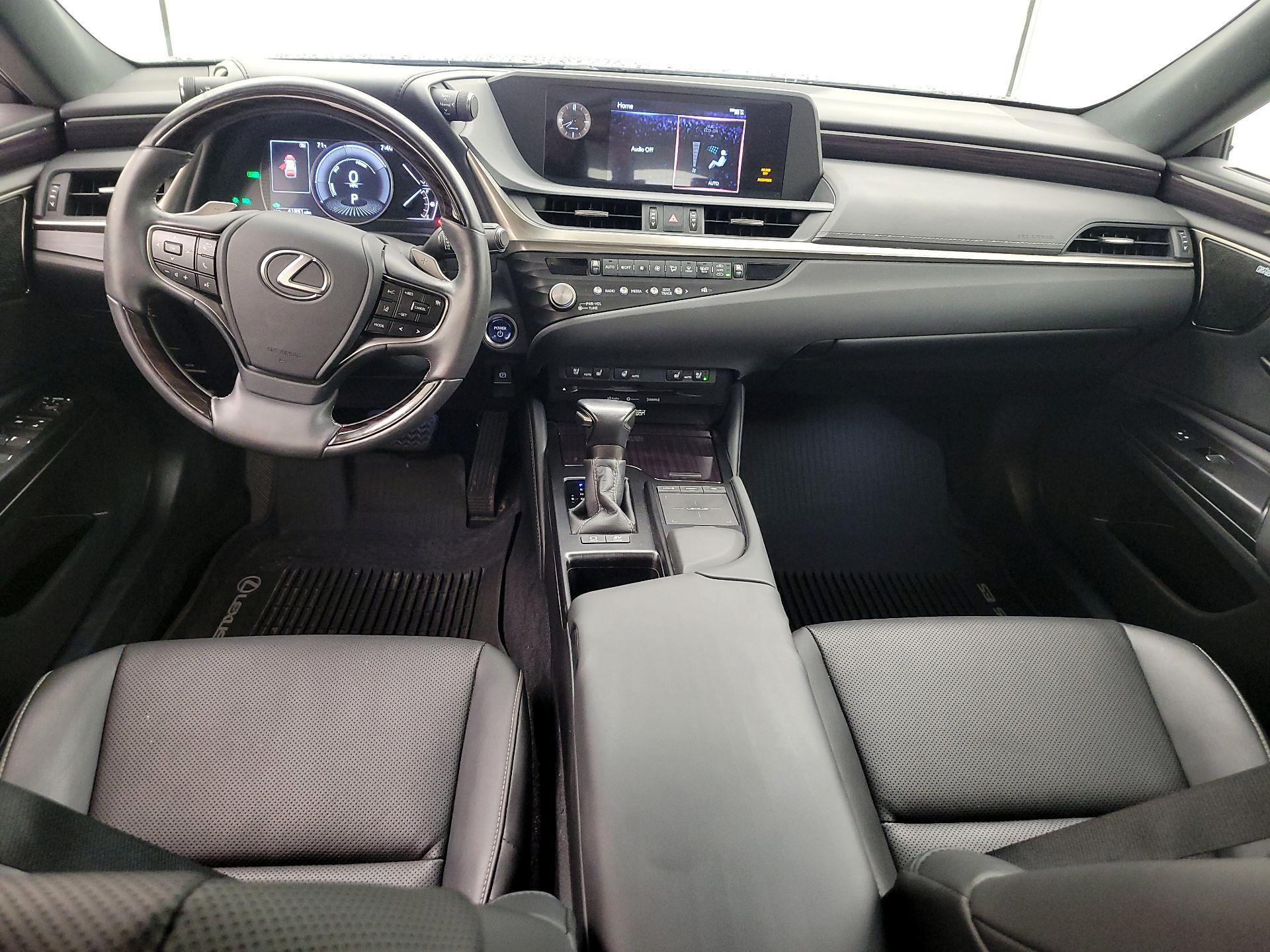Thumbnail: 2021 Lexus ES - 9