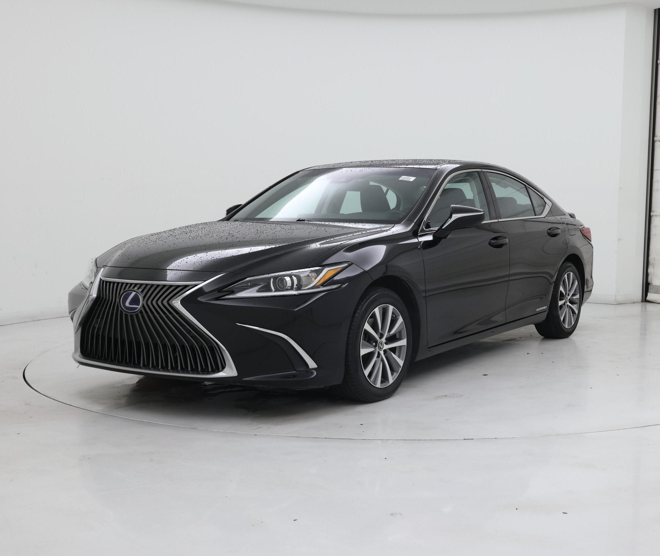 Thumbnail: 2021 Lexus ES - 4