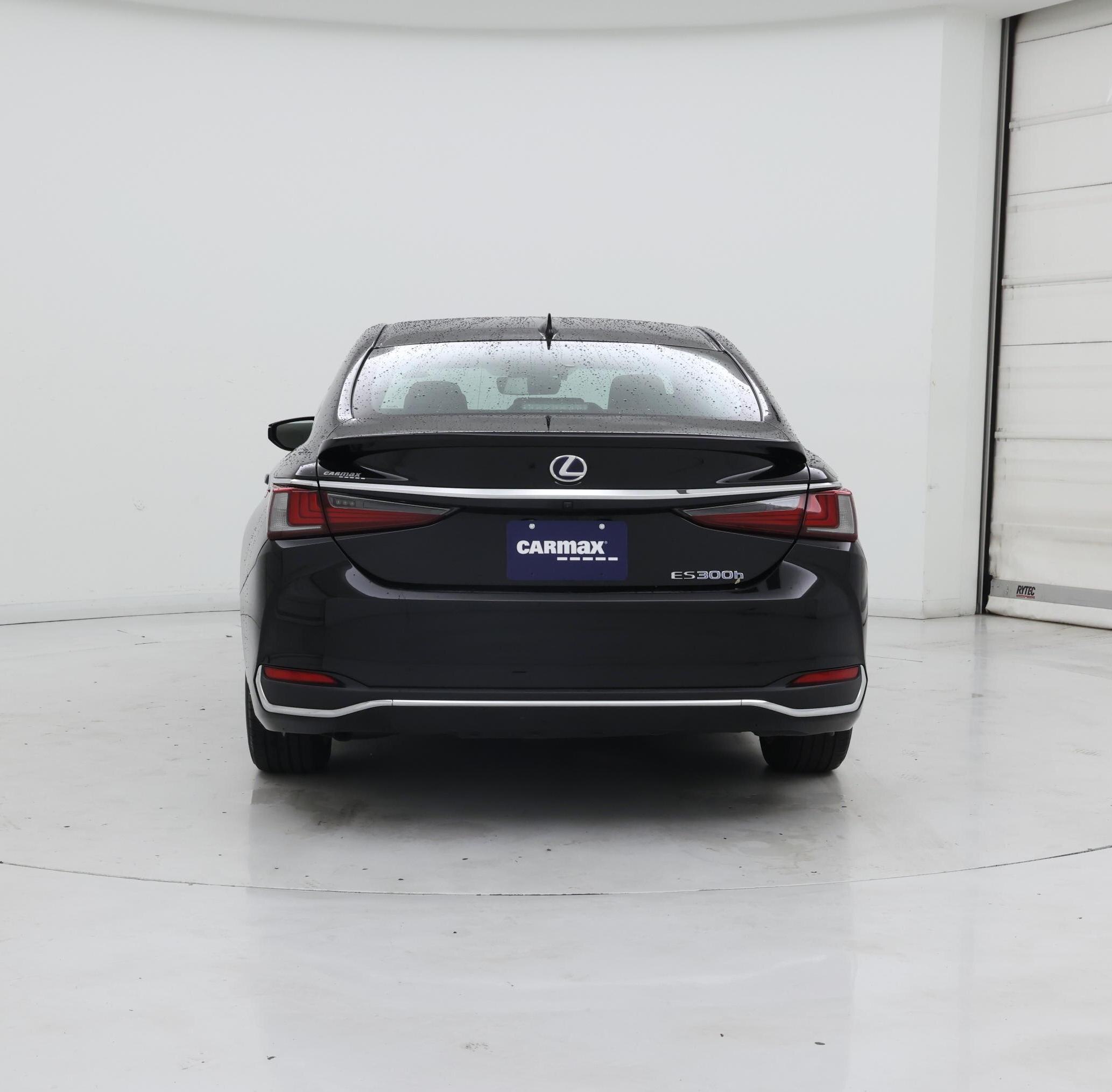 Thumbnail: 2021 Lexus ES - 6