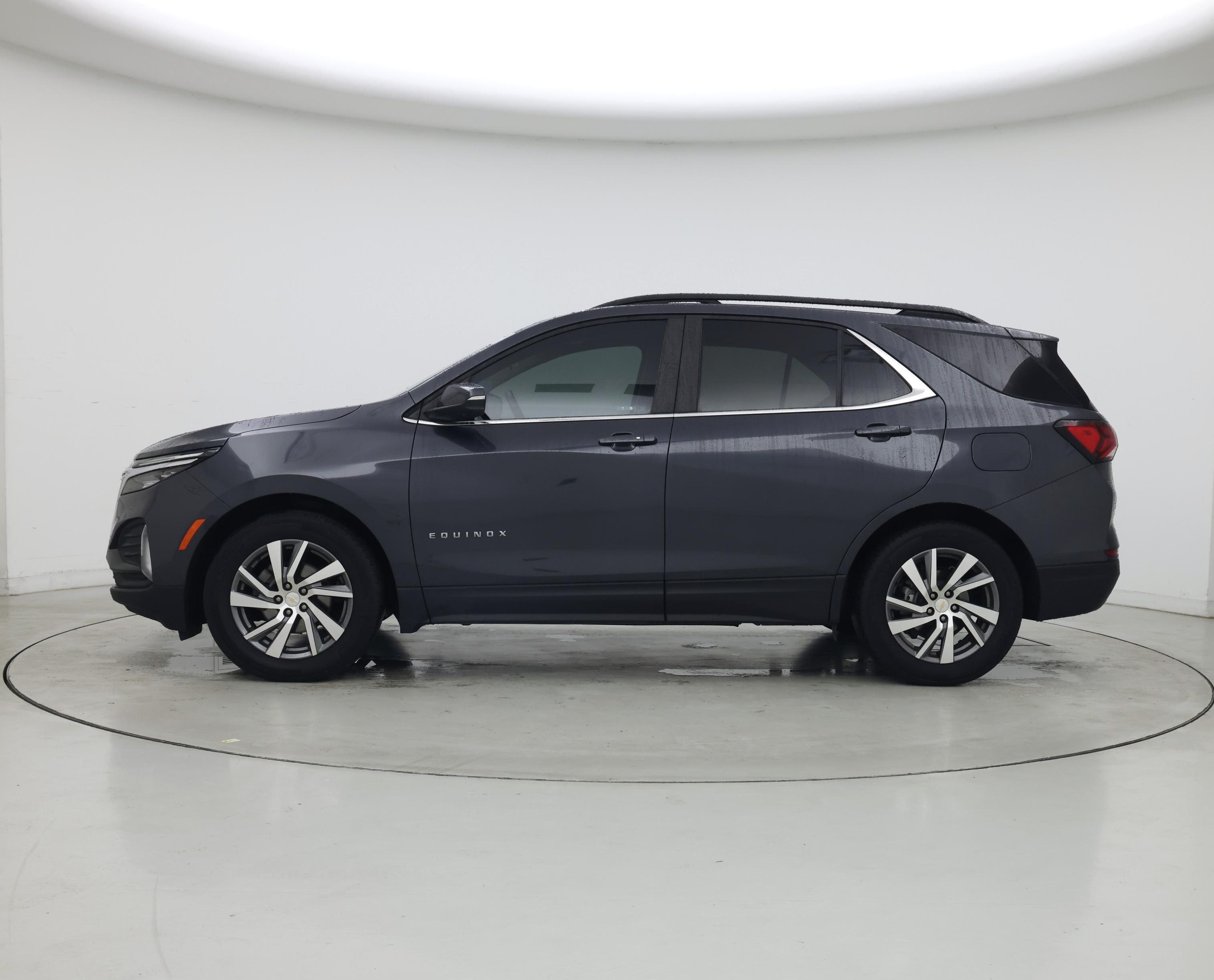 Thumbnail: 2023 Chevrolet Equinox - 3