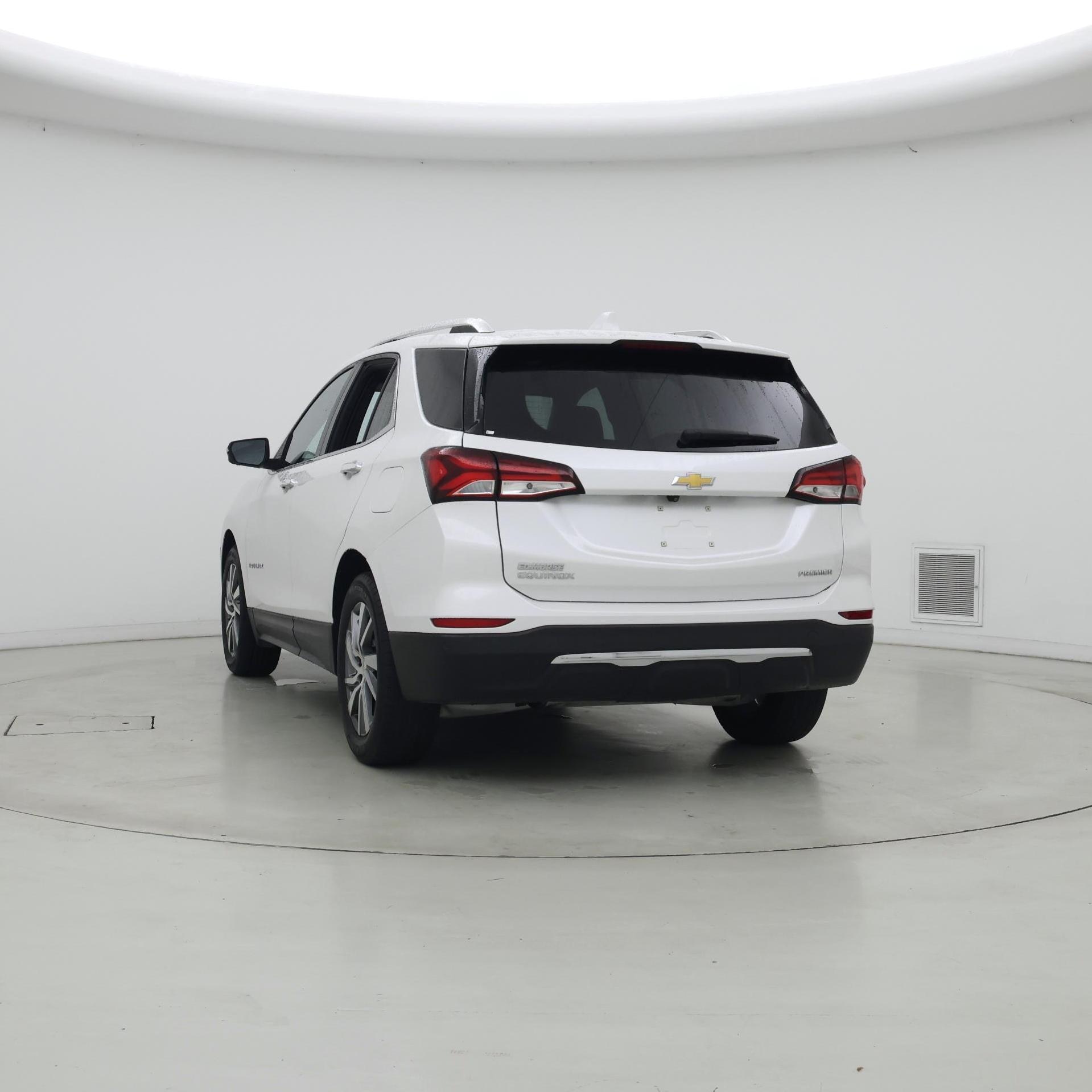 Thumbnail: 2022 Chevrolet Equinox - 2