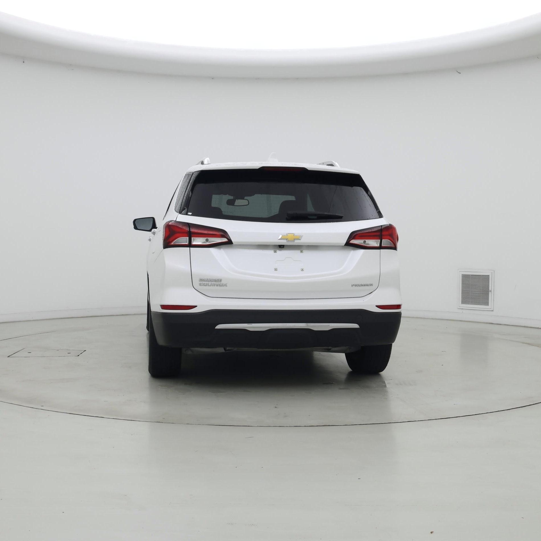 Thumbnail: 2022 Chevrolet Equinox - 6