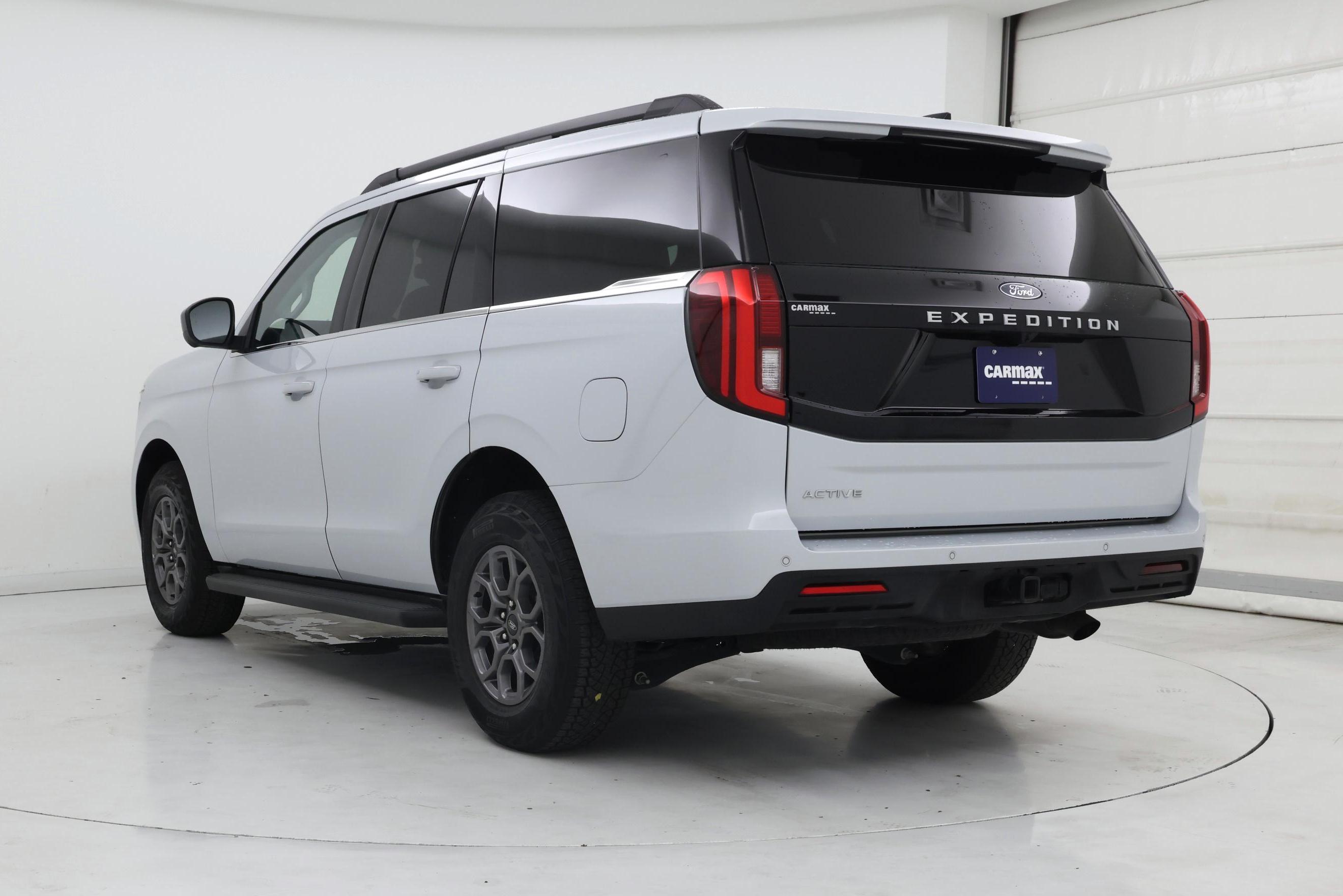 Thumbnail: 2025 Ford Expedition - 2