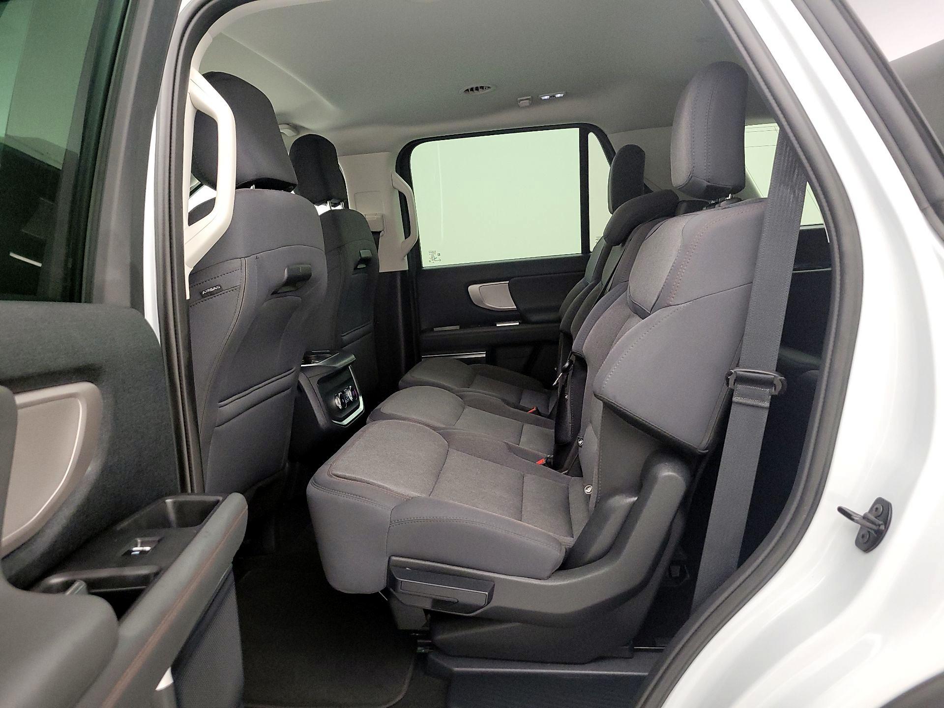 Thumbnail: 2025 Ford Expedition - 20
