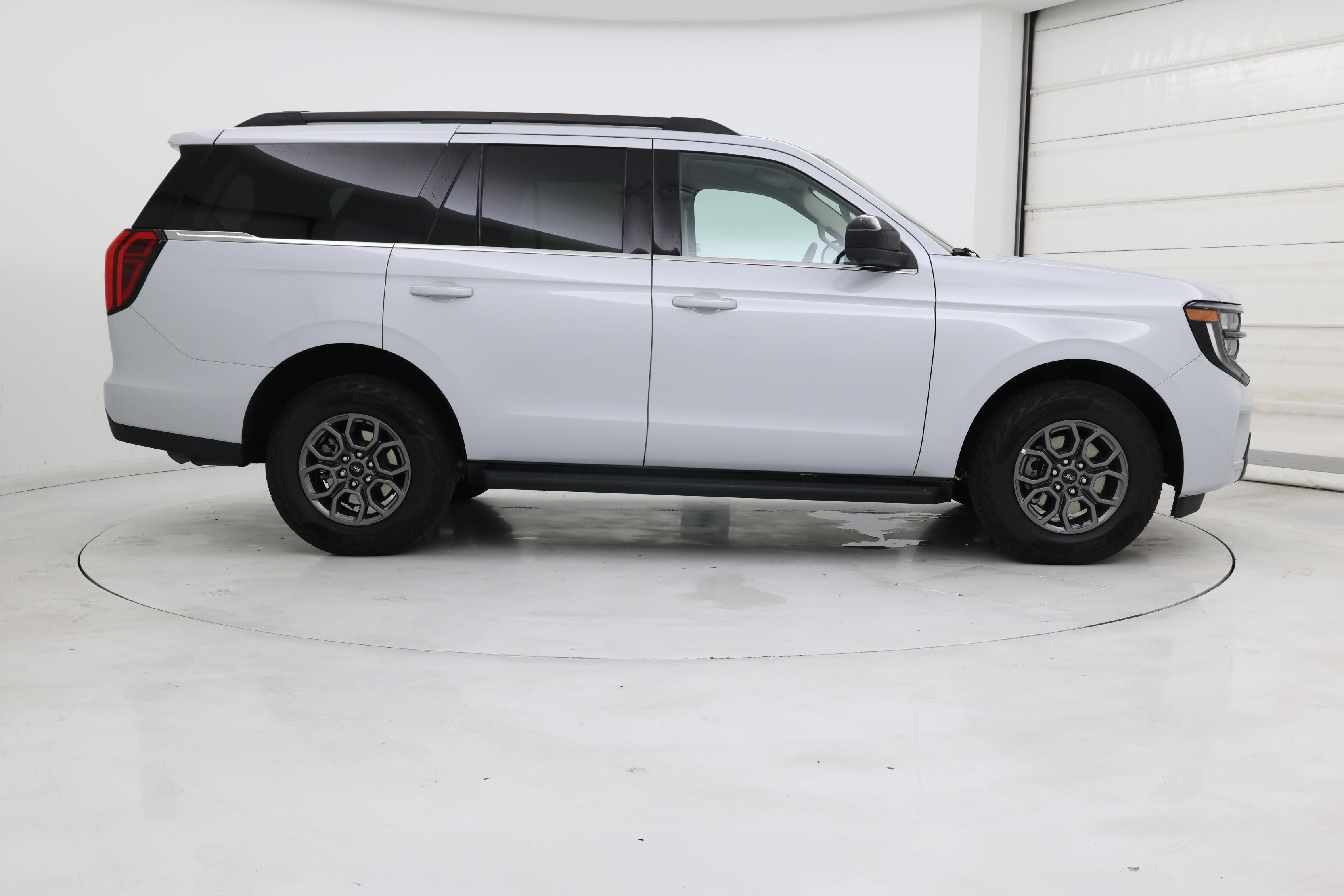 Thumbnail: 2025 Ford Expedition - 7