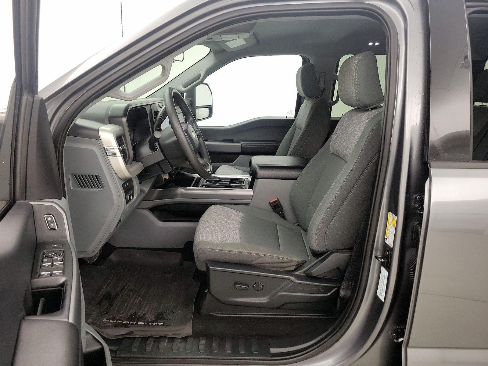 Power Seat(s) & Side Airbags