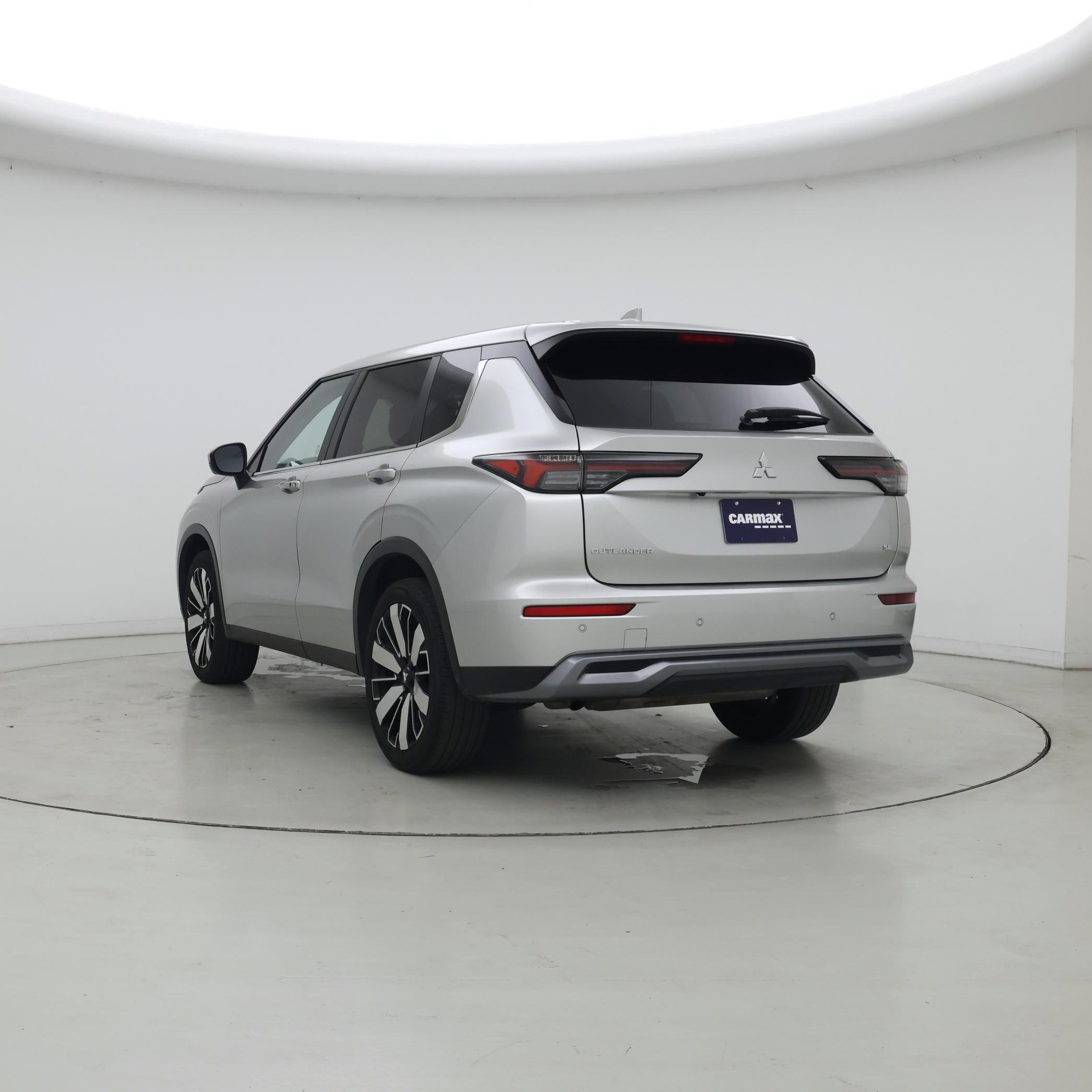 Thumbnail: 2025 Mitsubishi Outlander - 2