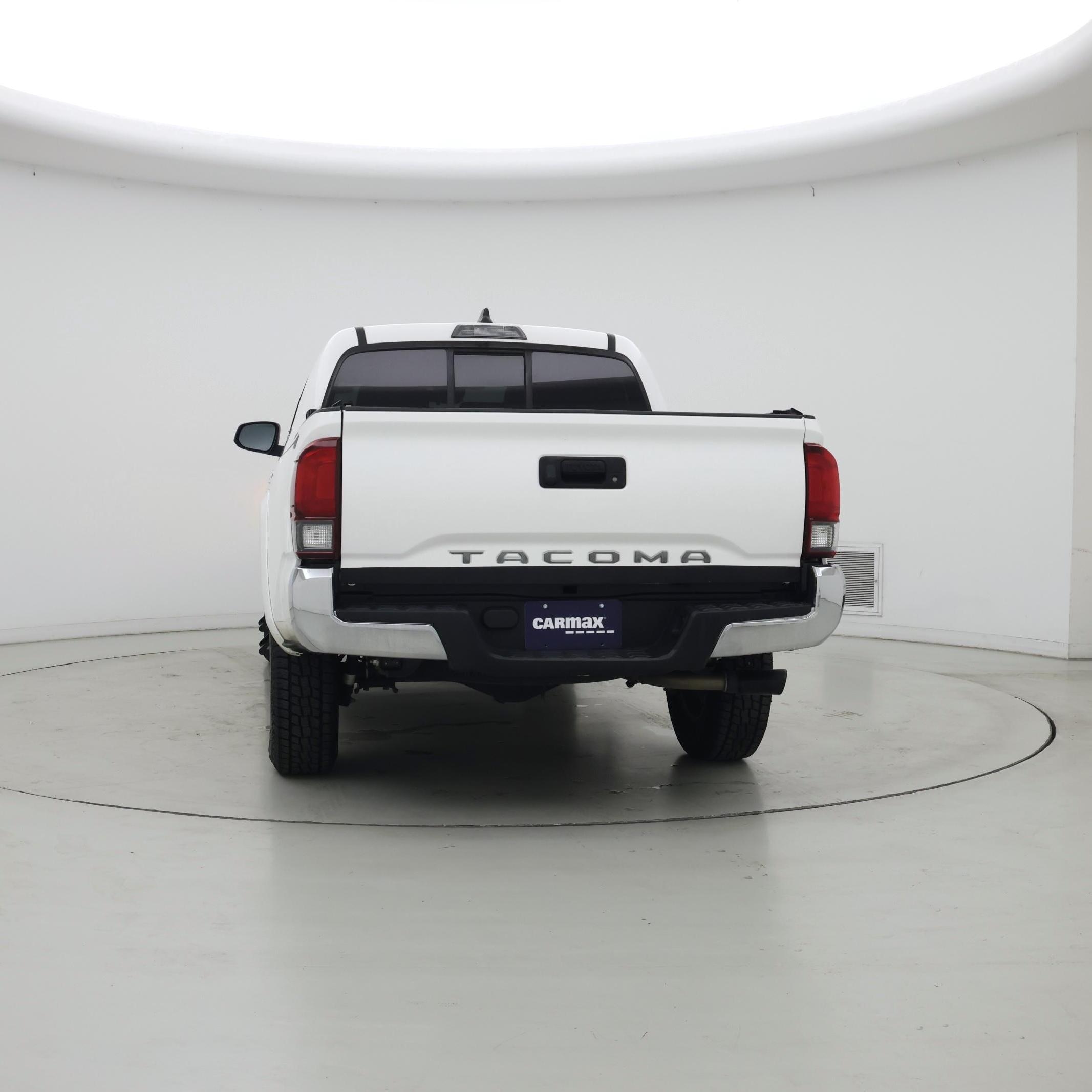 Thumbnail: 2022 Toyota Tacoma - 6